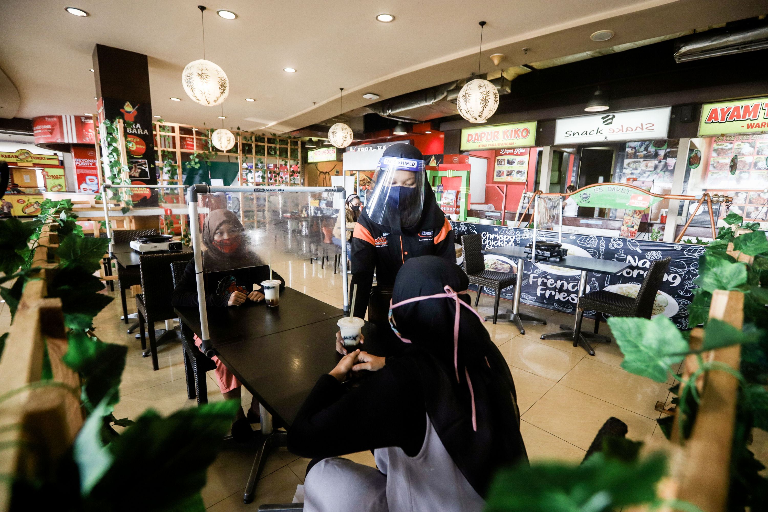 Penerapan Kenormalan Baru di Restoran