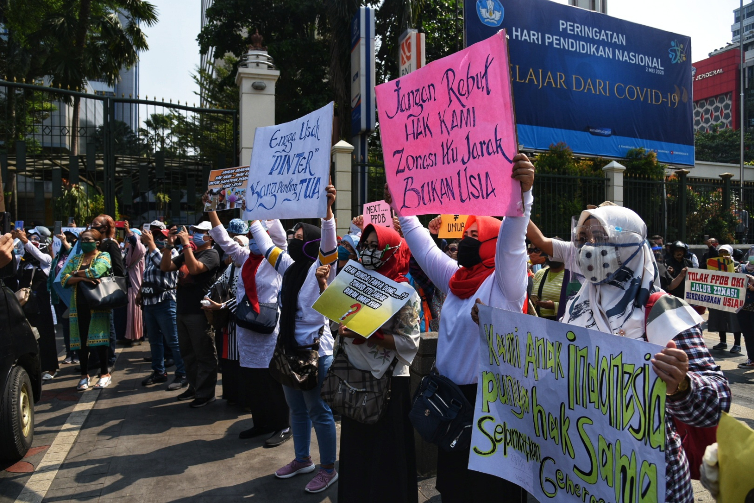 Polemik Penerimaan Peserta Didik Baru