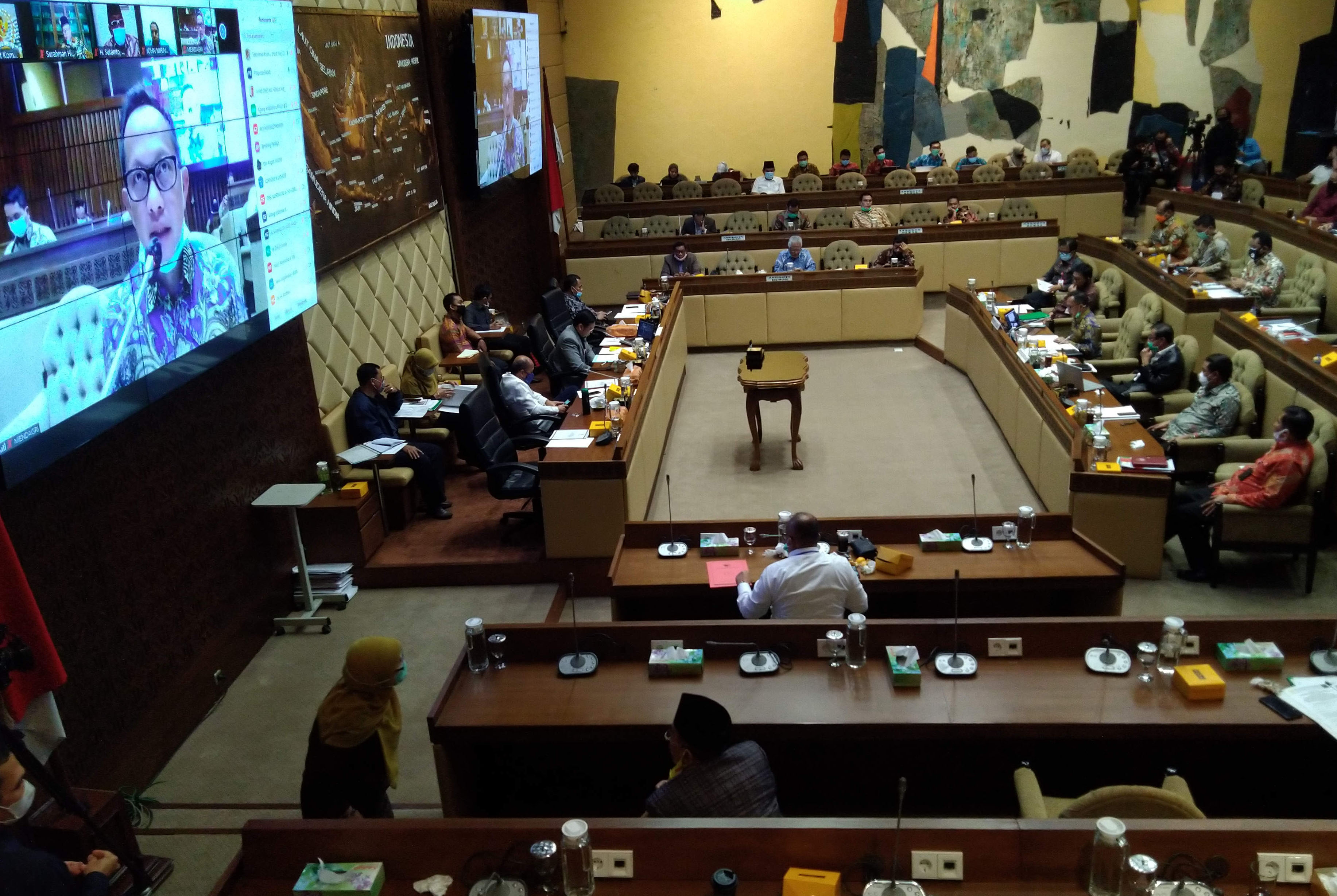 DPR Setujui Perppu Pilkada Serentak