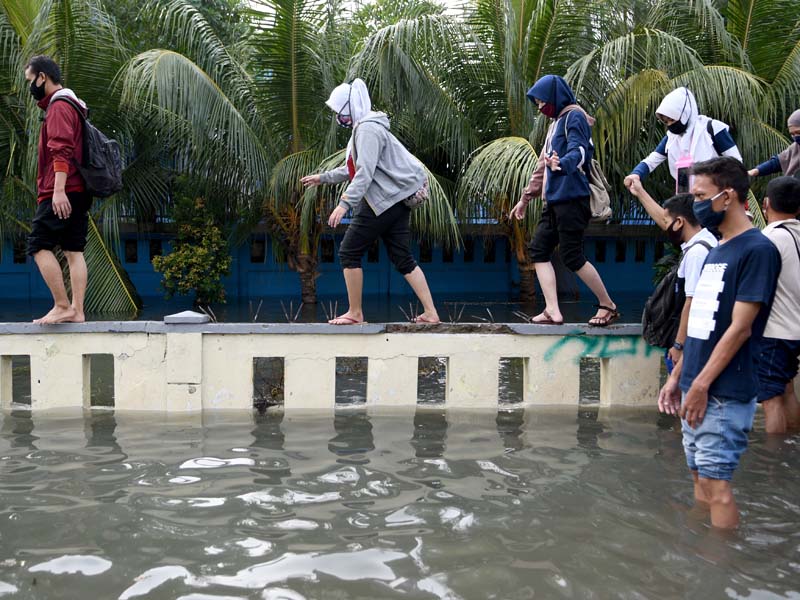 Banjir Air Rob Di Jakarta