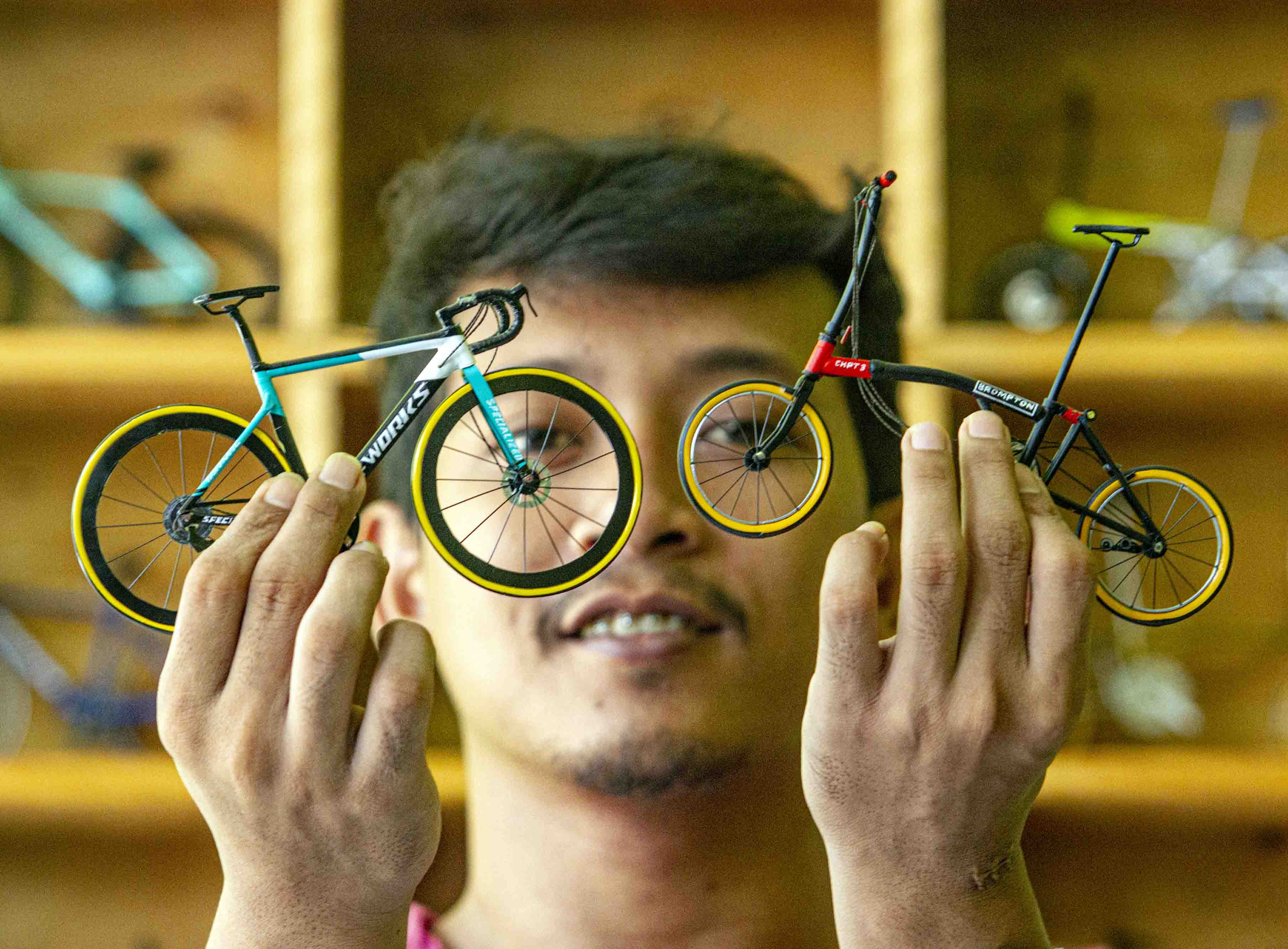 Ekspor Kerajinan Miniatur Sepeda ke Amerika 