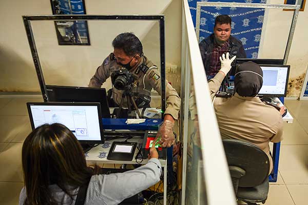 Layanan Perpanjangan SIM Dibuka Kembali