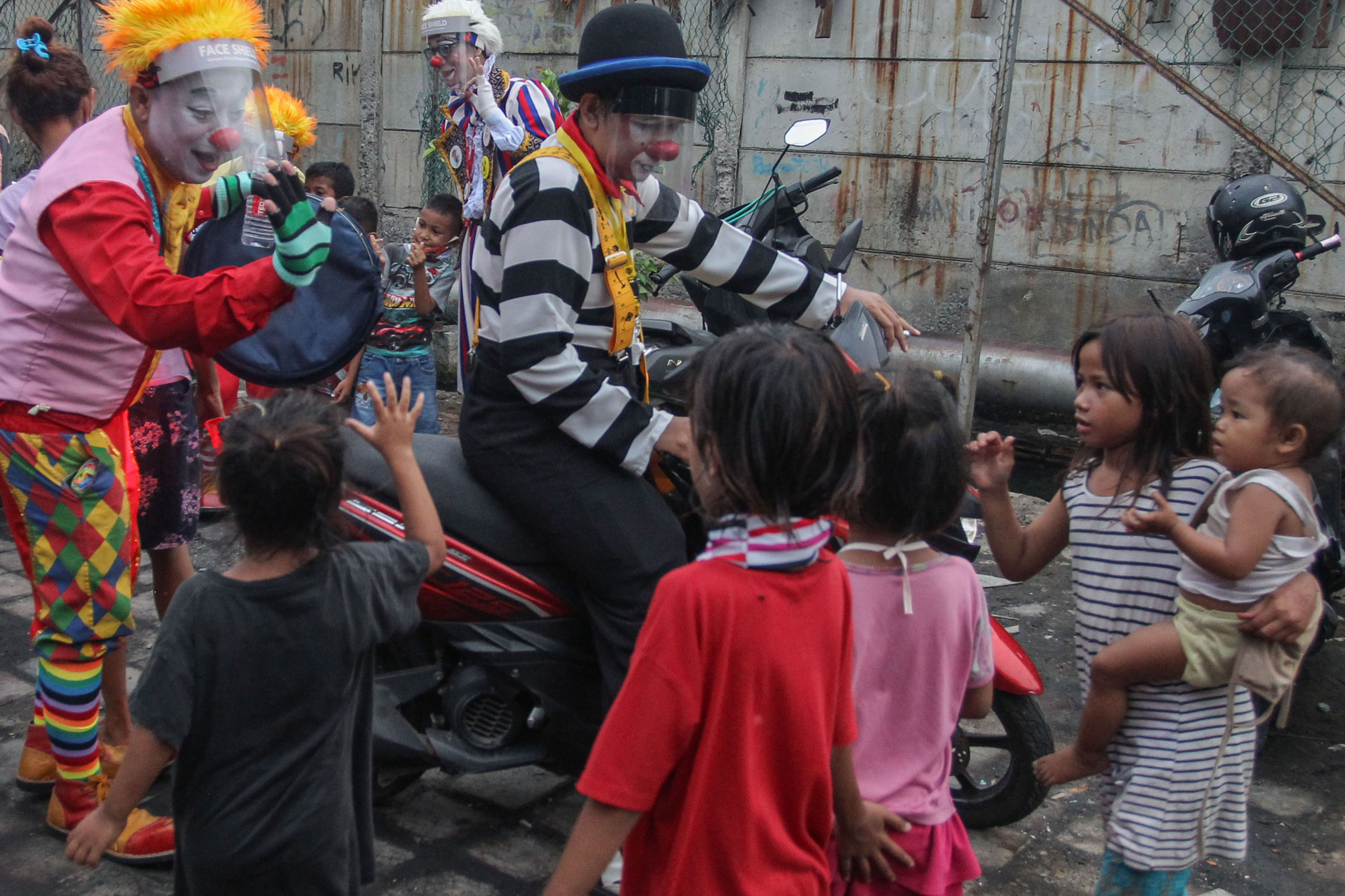 Menghibur di Tengah Pandemi