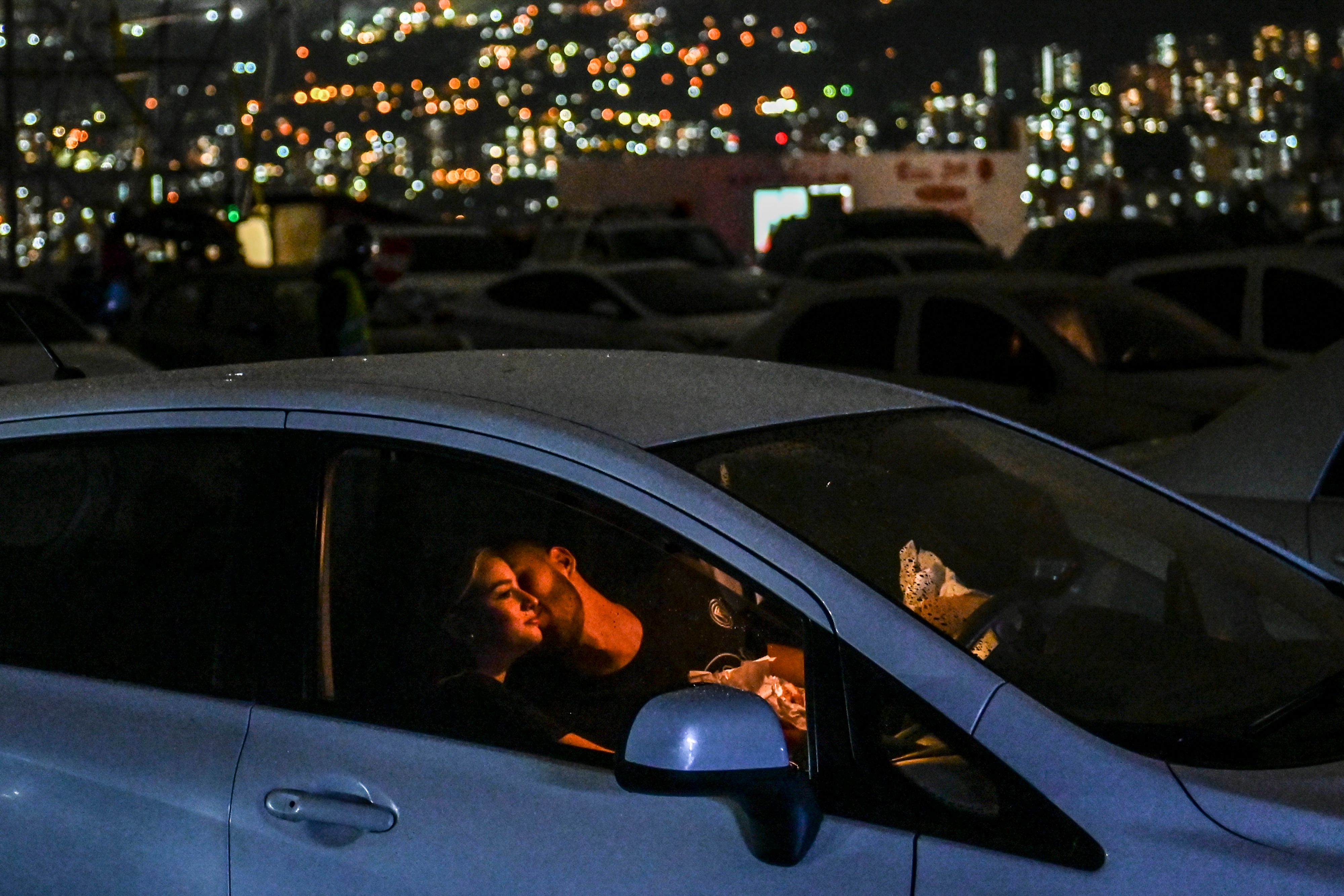 Bioskop Drive-in di Kolombia