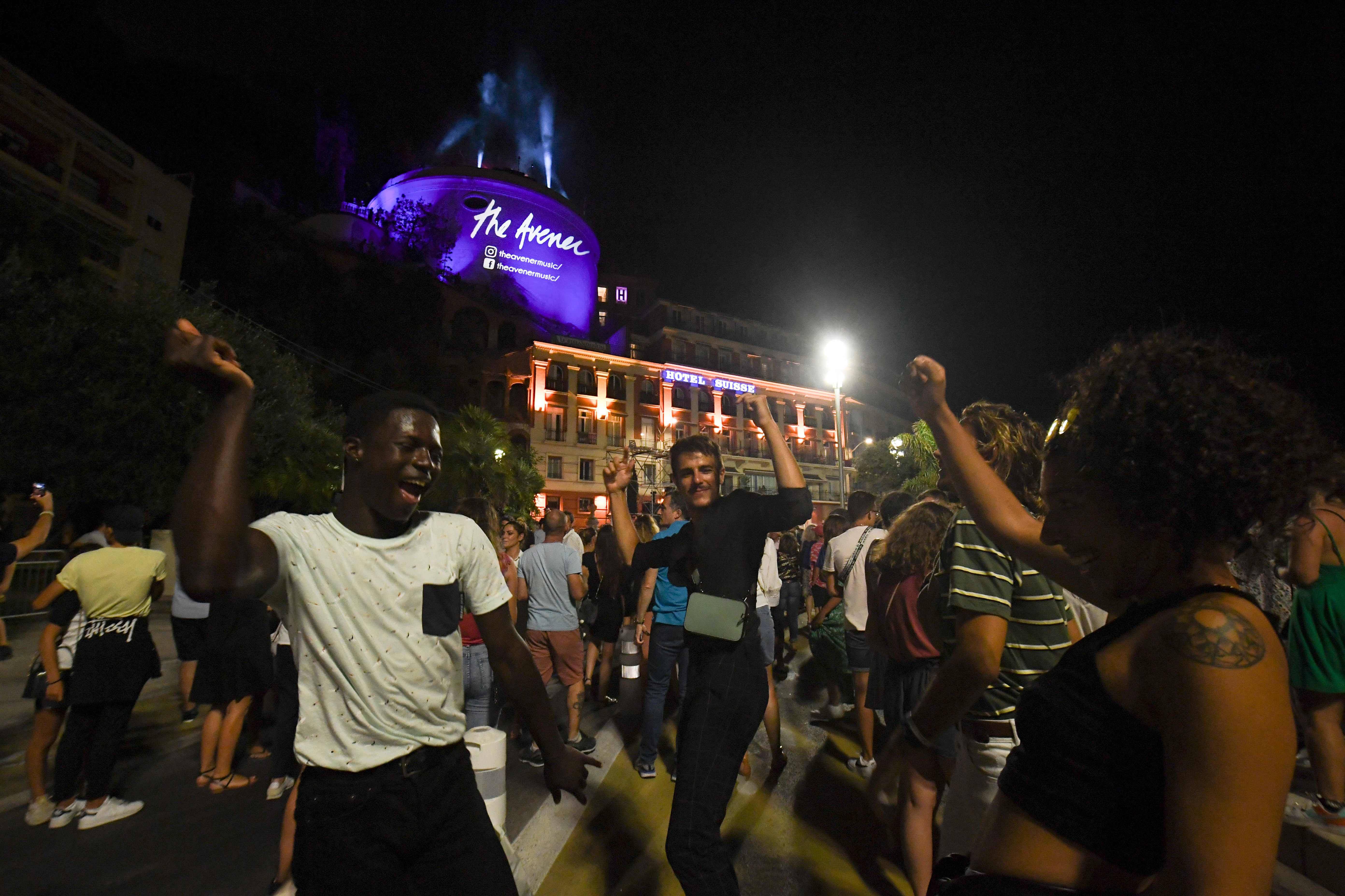 Merayakan Akhir Darurat Covid-19