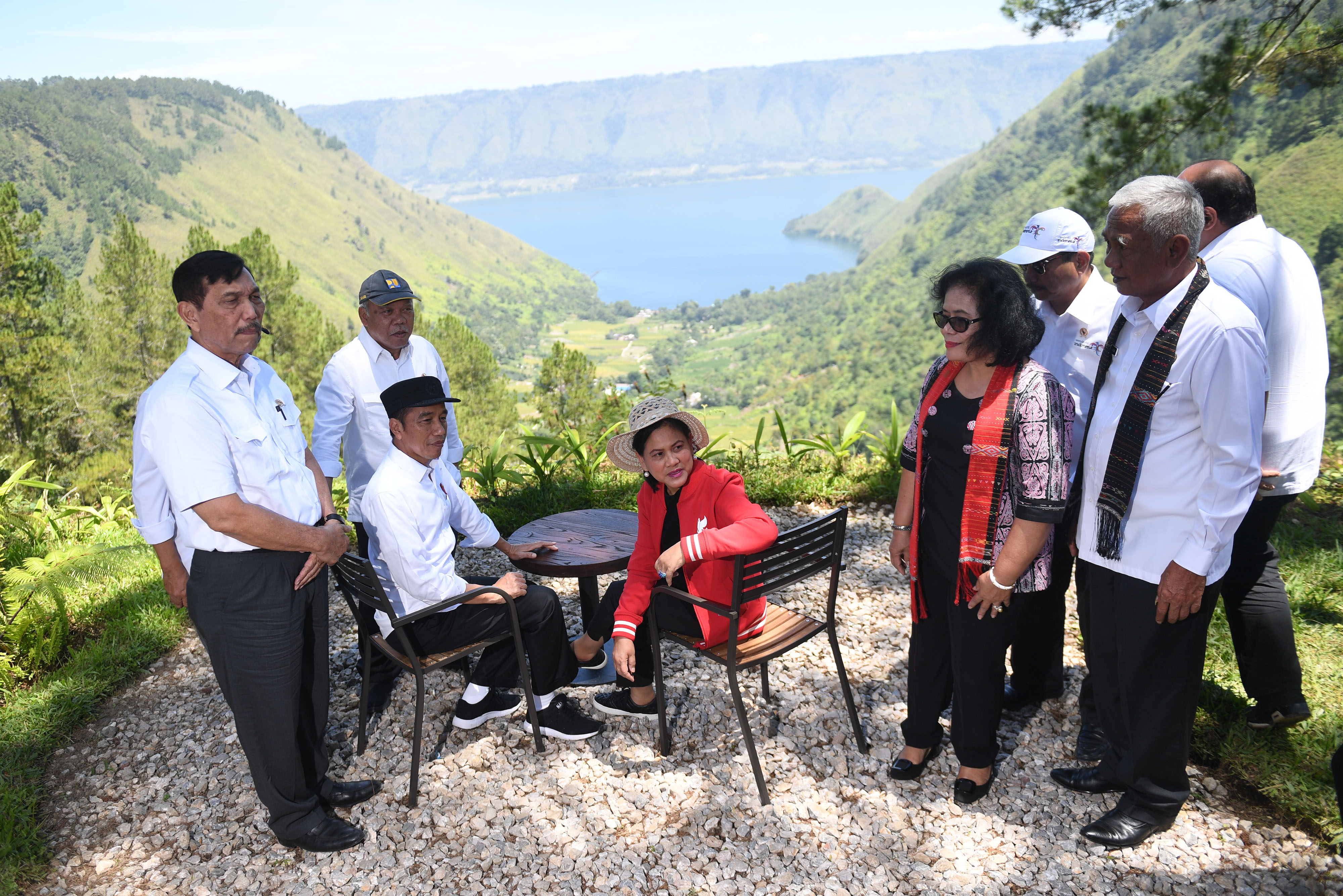5 Potret Keindahan Geopark Kaldera Toba yang Jadi Milik Dunia