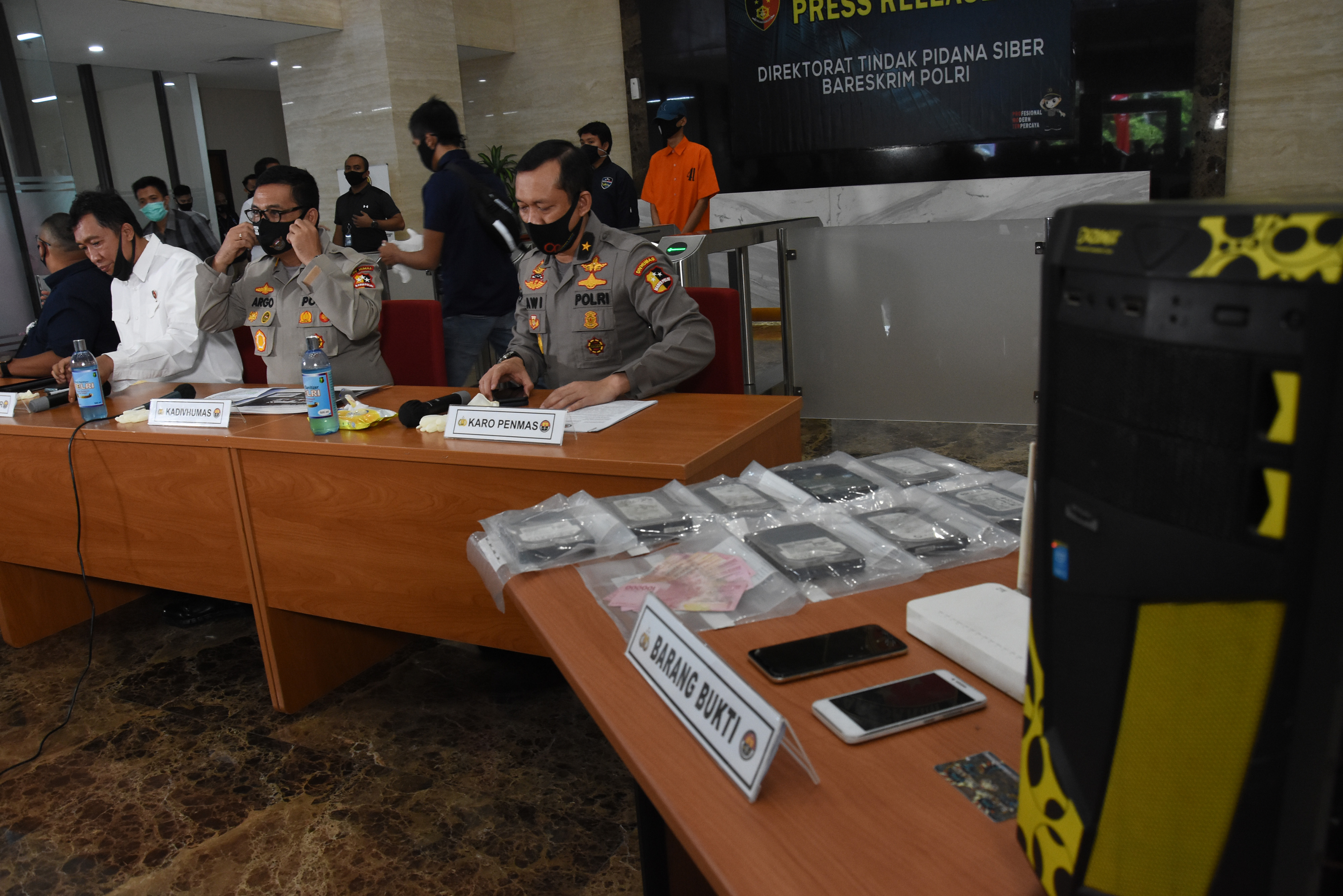 Peretasan Situs Lembaga Negara