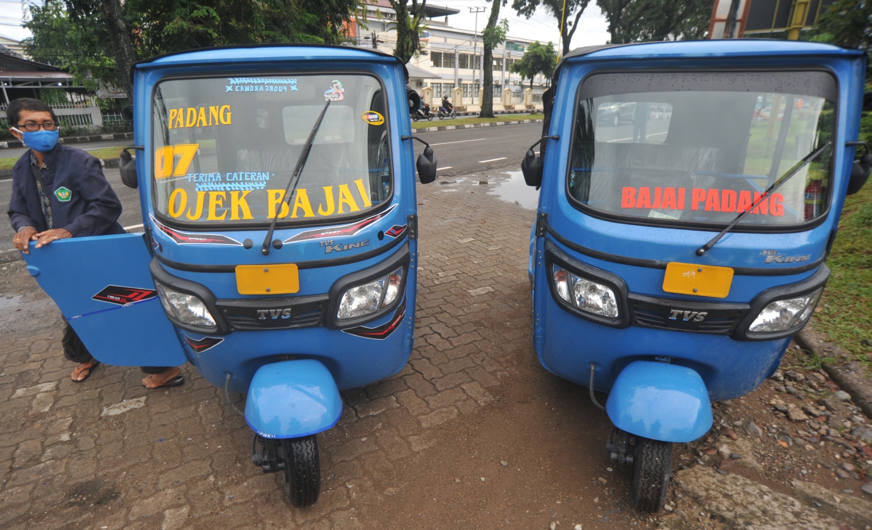 Operasional Bajaj di Padang