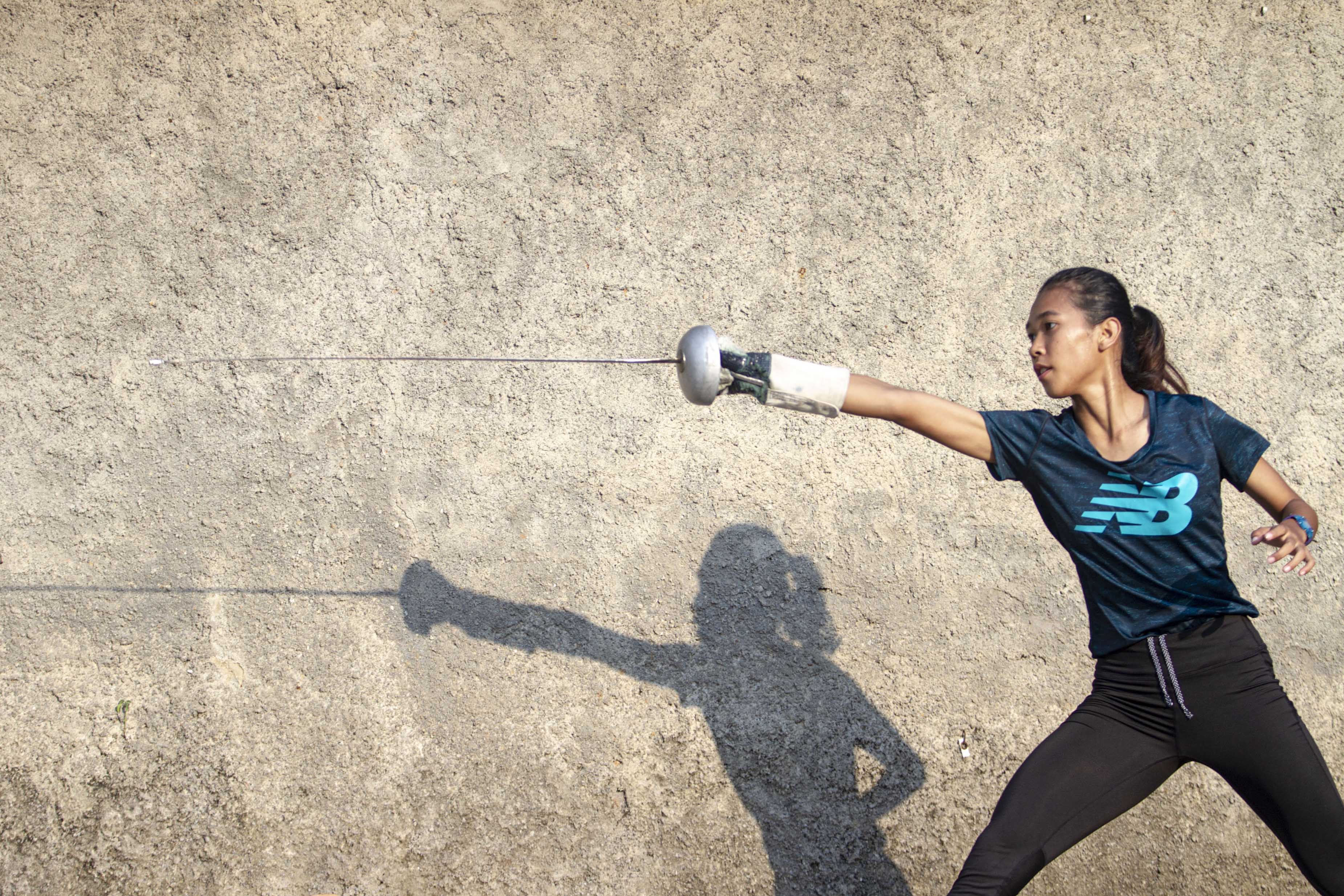 Latihan Mandiri Atlet Anggar