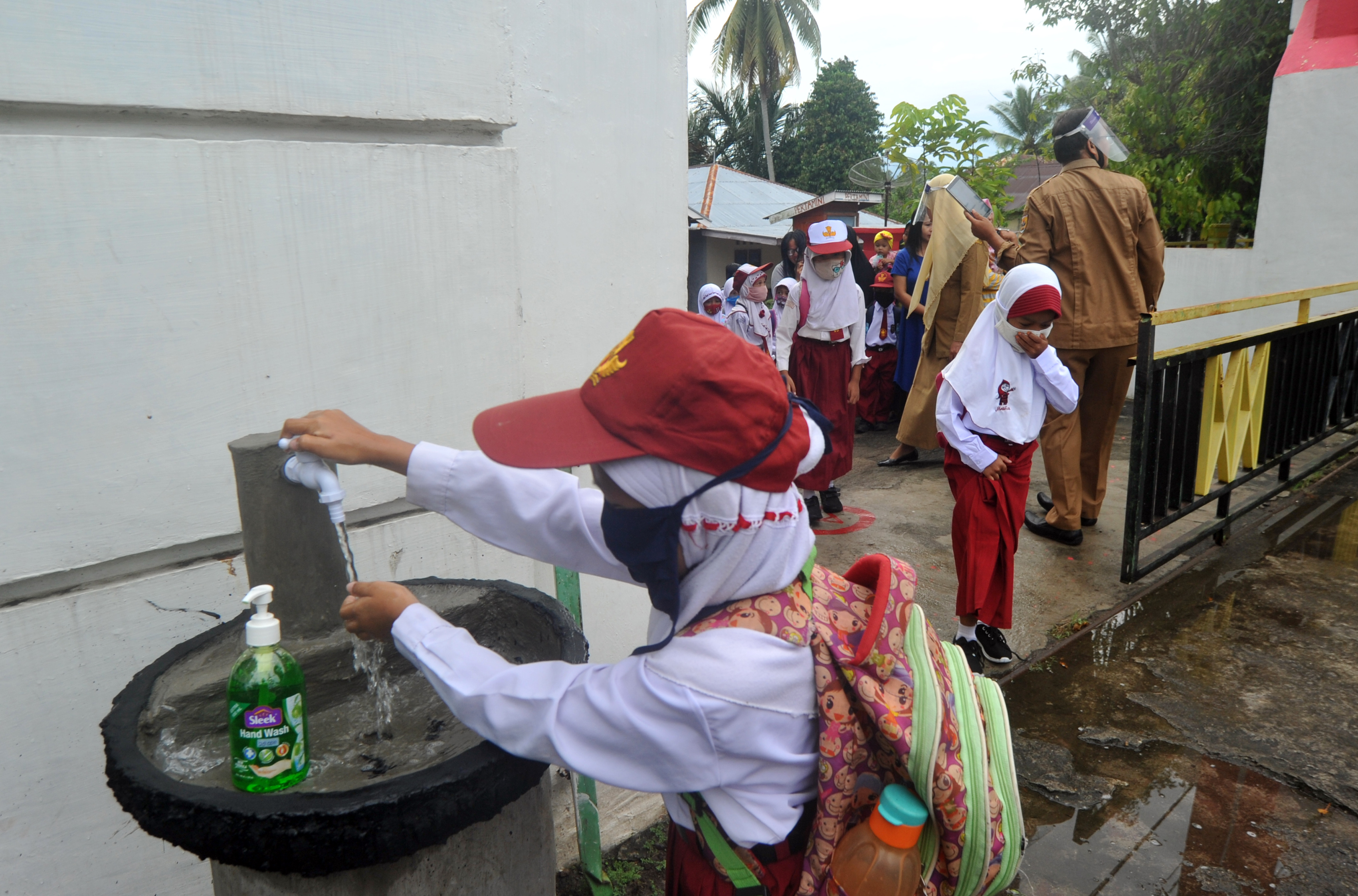 Hari Pertama Sekolah Di Zona Hijau