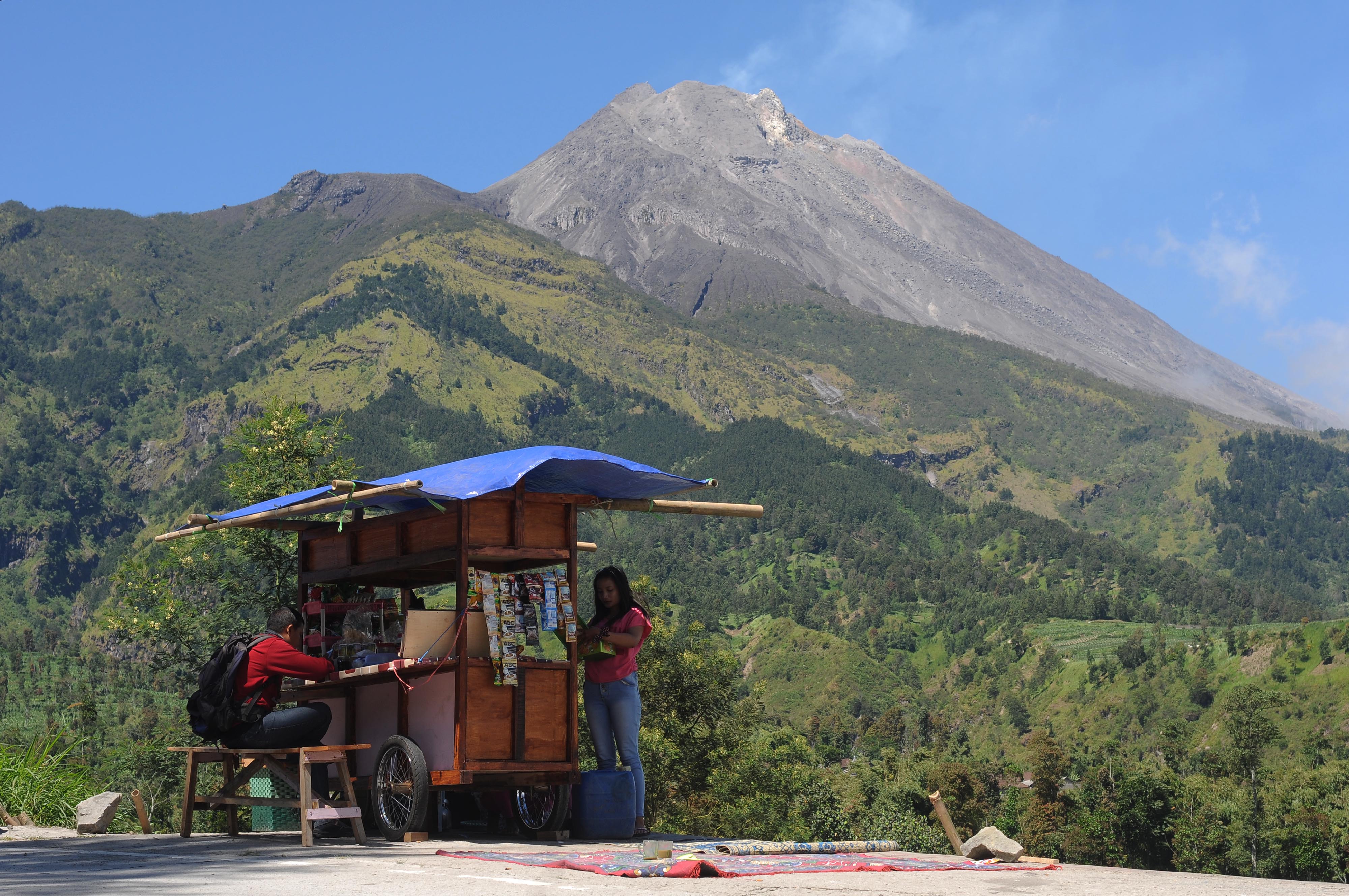Aktifitas Gempa Gunung Merapi