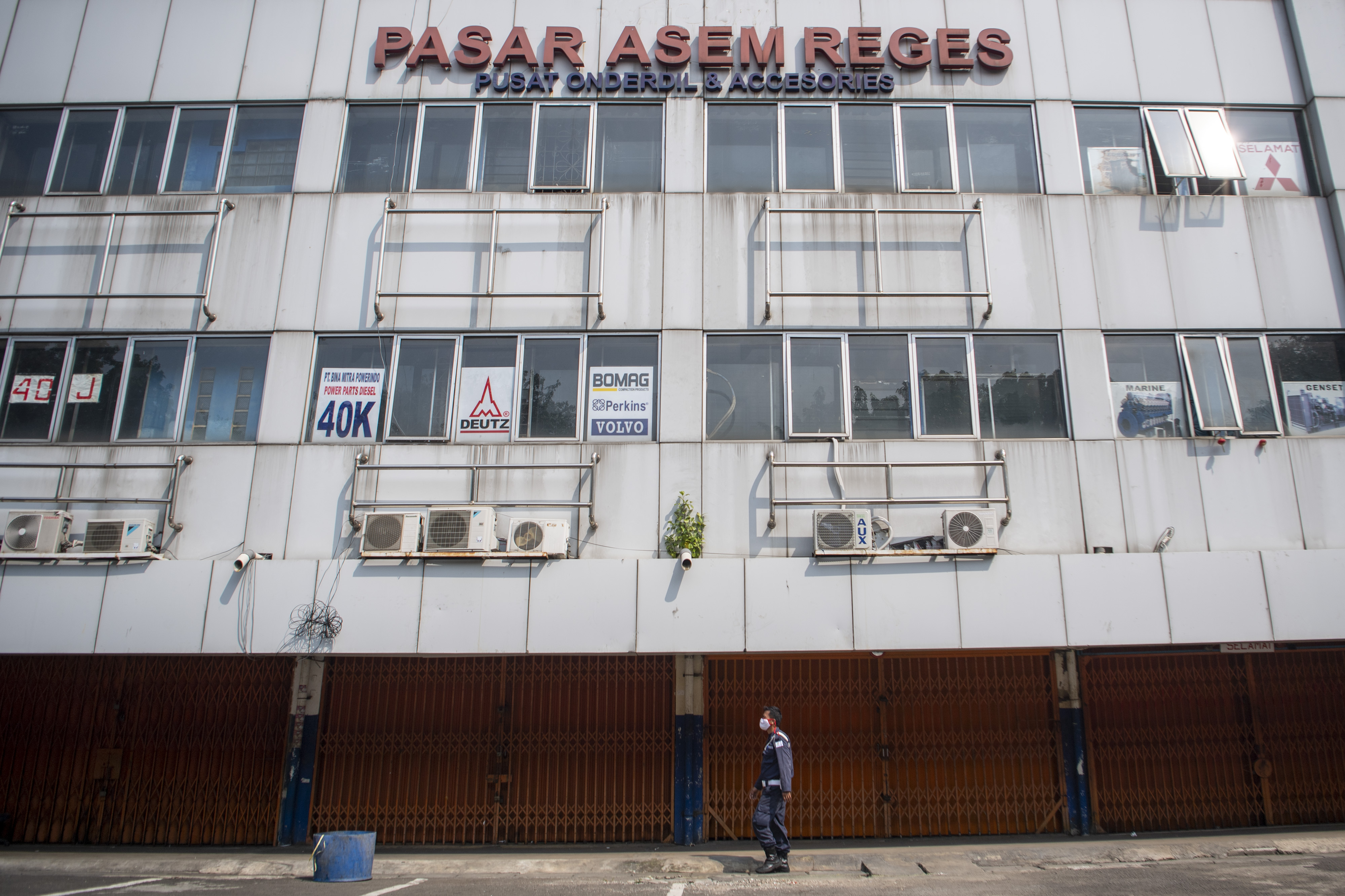 Pasar Asem Reges Tutup Sementara