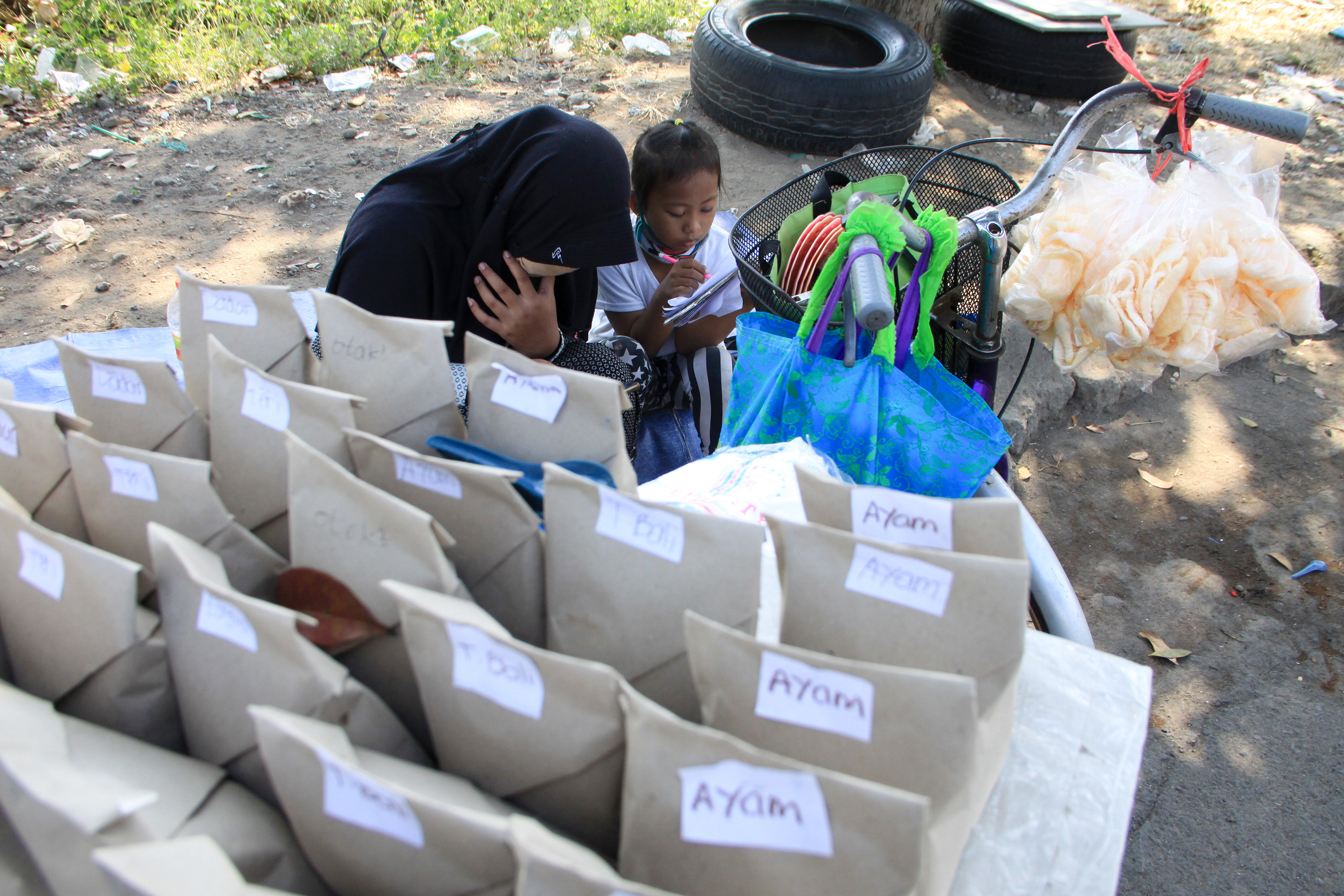 Belajar Sambil Berjualan