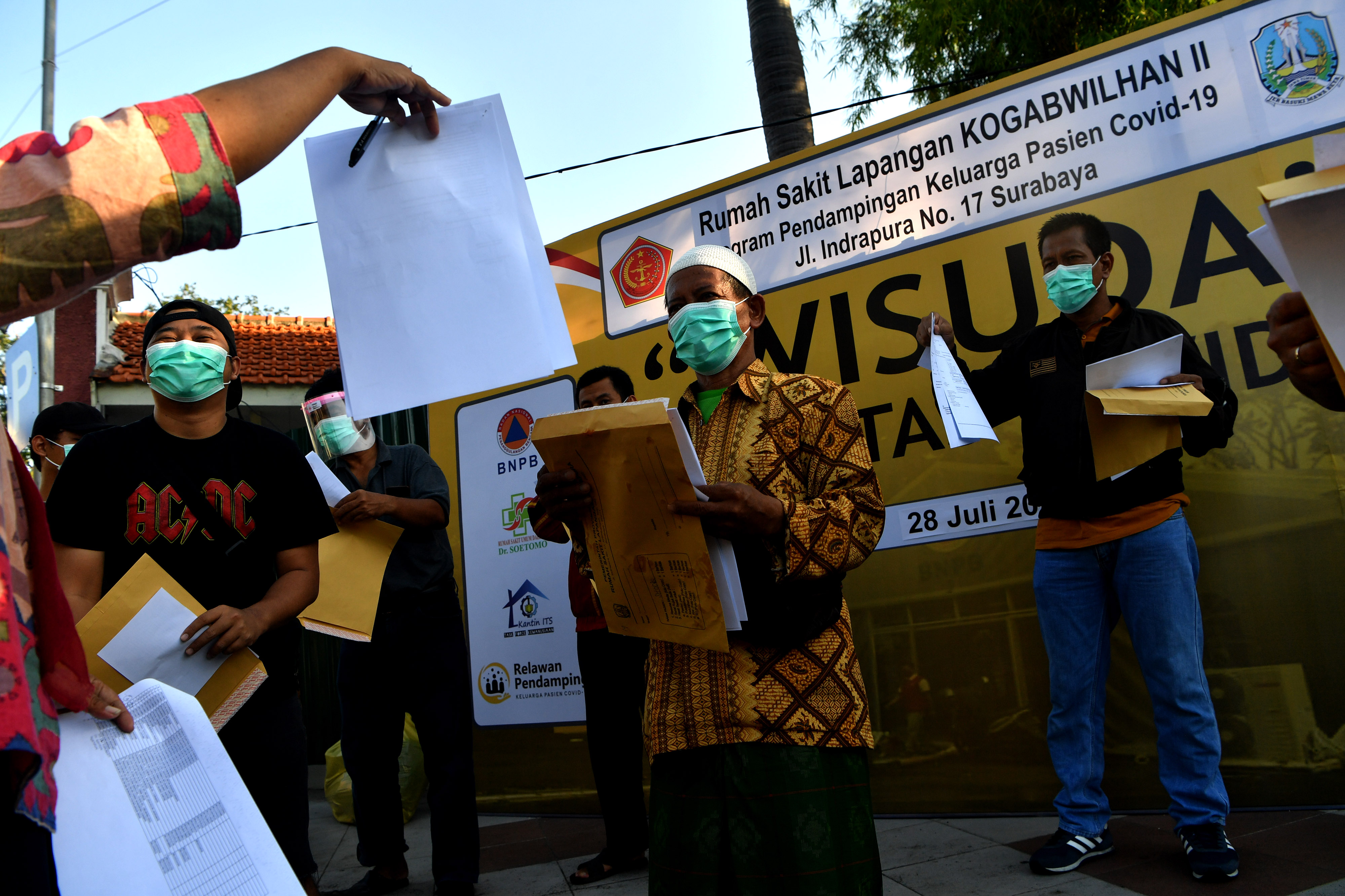 Wisuda Penyintas Covid-19