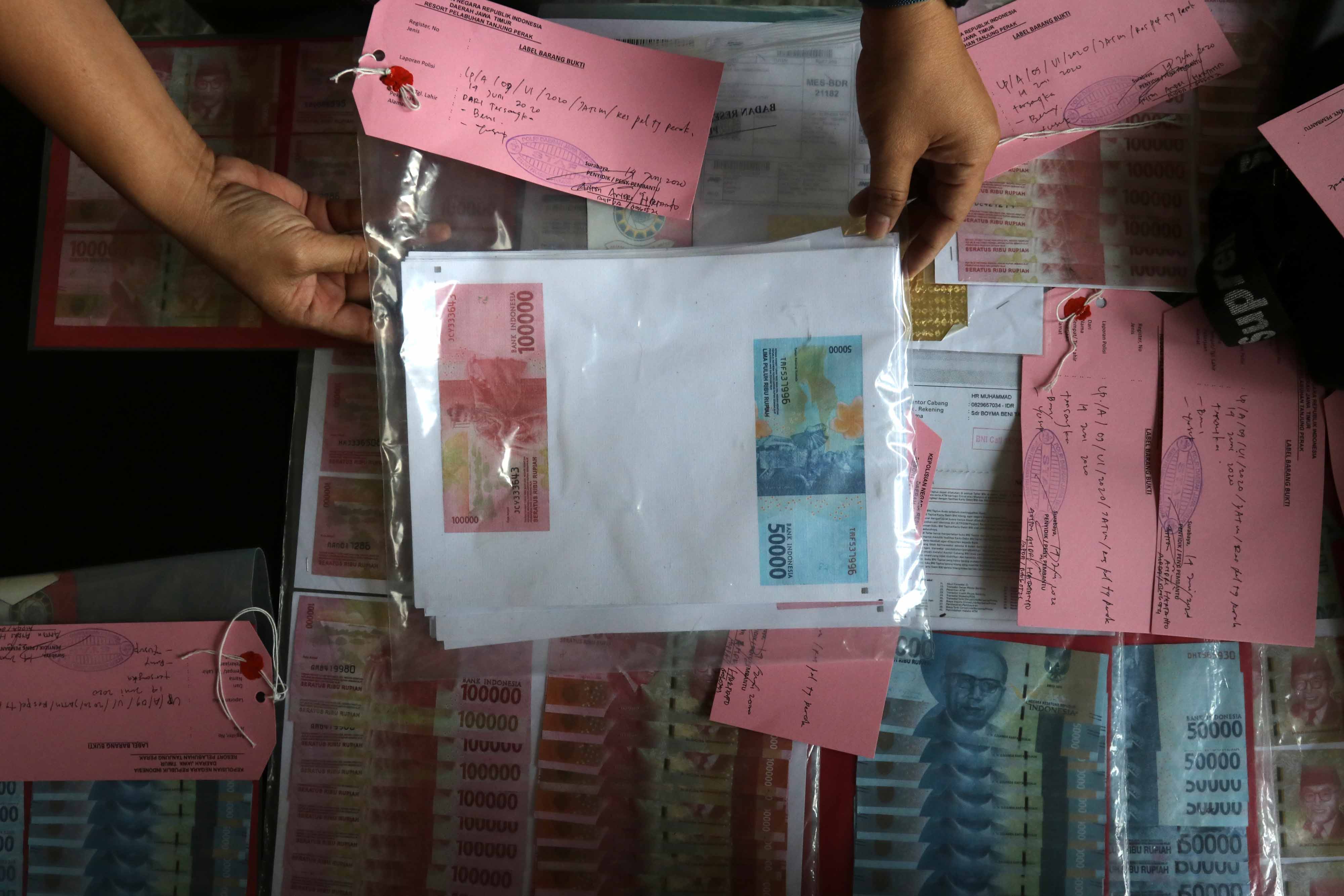Ungkap Kasus Pembuatan Uang Palsu