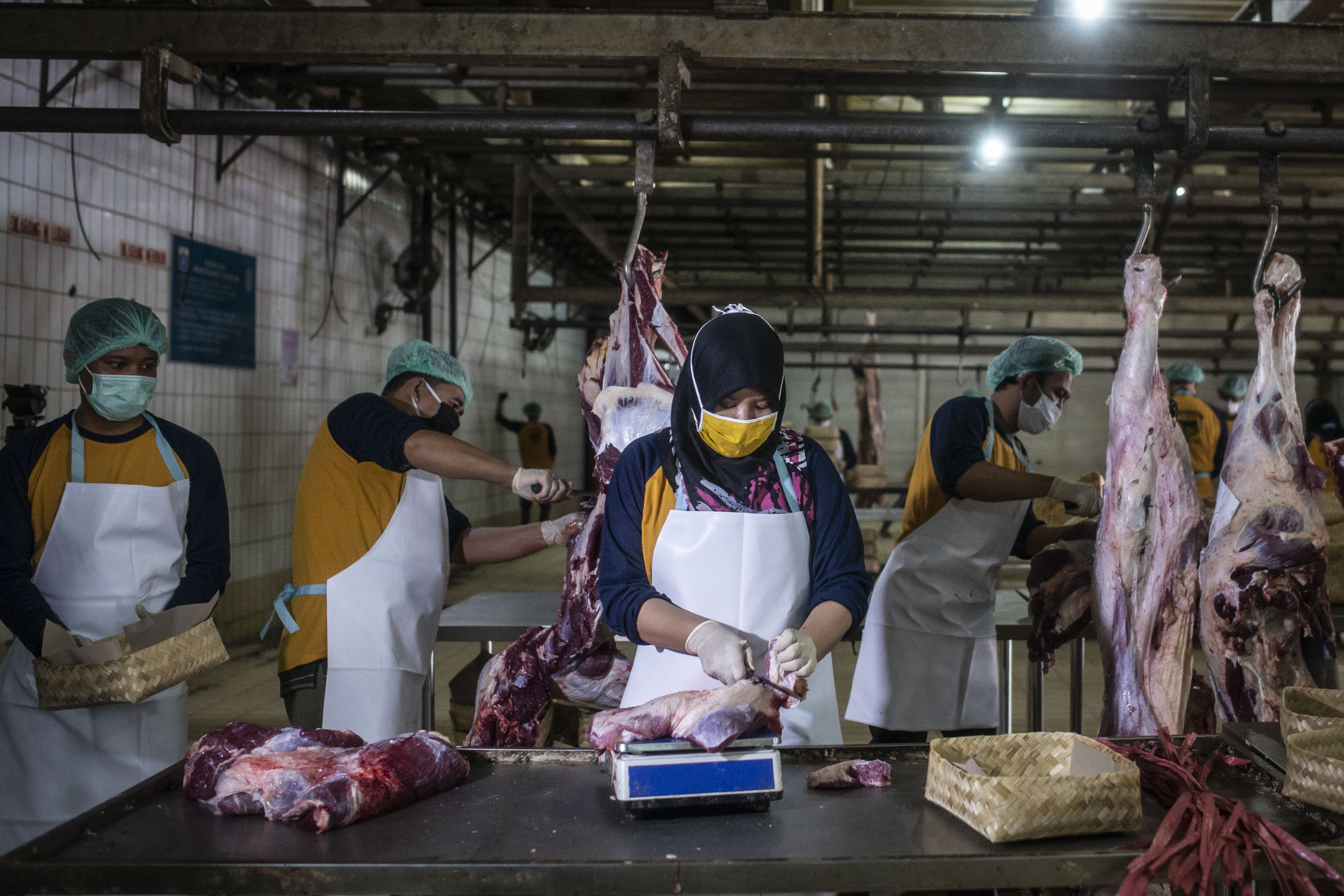 Pemotongan Hewan Kurban di Jakarta