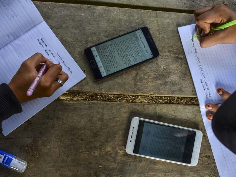 Pelajar Terkendala Keterbatasan Jaringan Internet