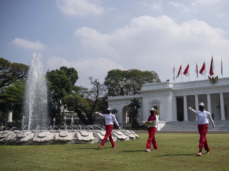 Simulasi Pengibaran Bendara HUT ke-37 RI