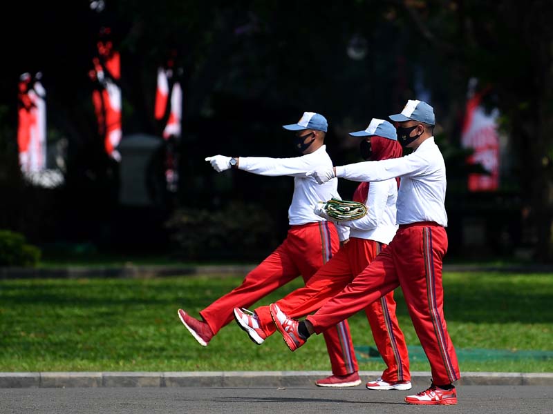 Simulasi Pengibaran Bendara HUT ke-37 RI