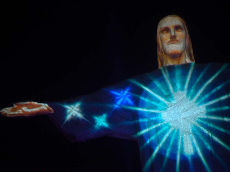 Penghormatan Kepada Korban Covid-19 di Brazil