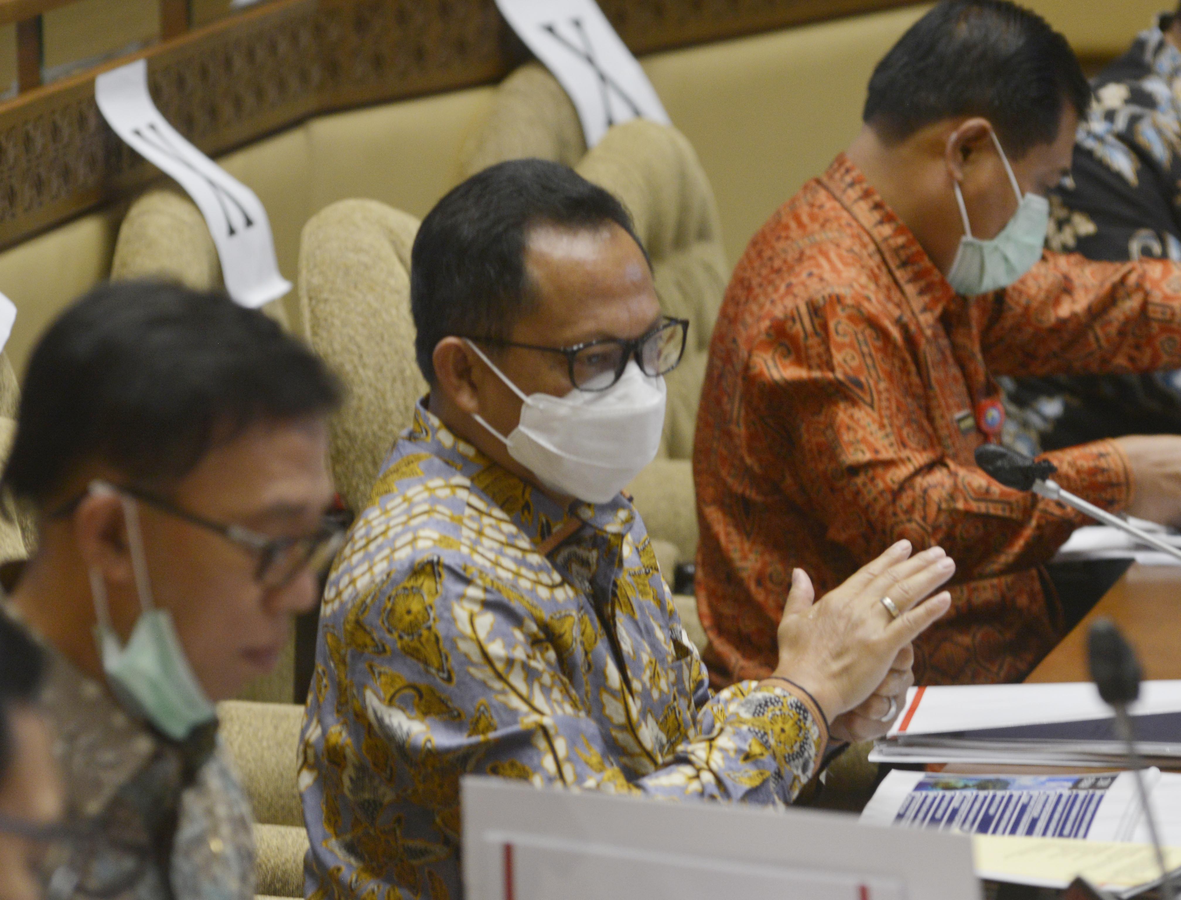 Raker Komisi II dan Kemendagri