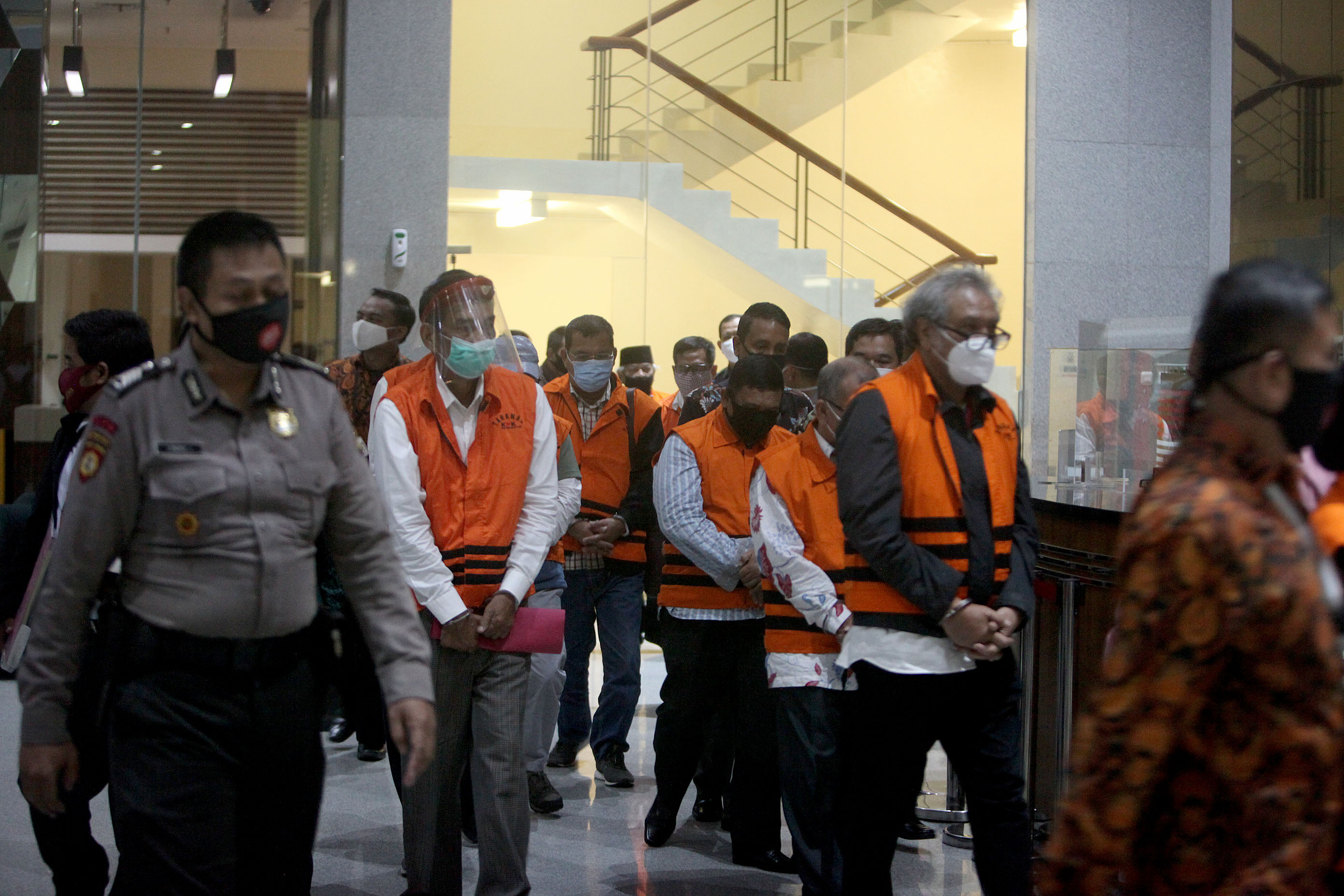 KPK Tahan 11 Tersangka Anggota DPRD Sumut