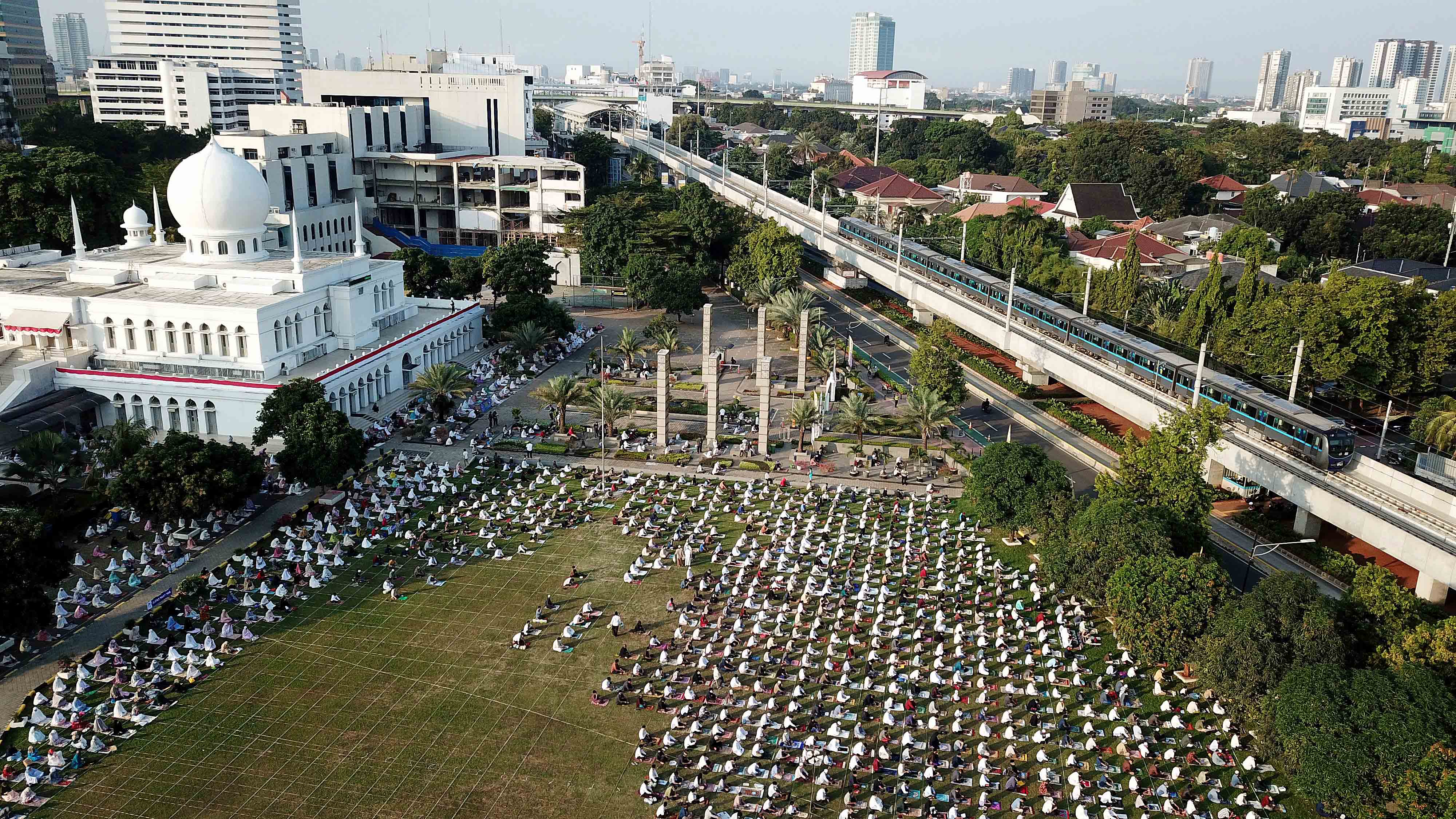 Salat Idul Adha di Majid Al Azhar