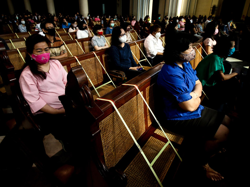Gereja Katedral Kembali Menggelar Misa 