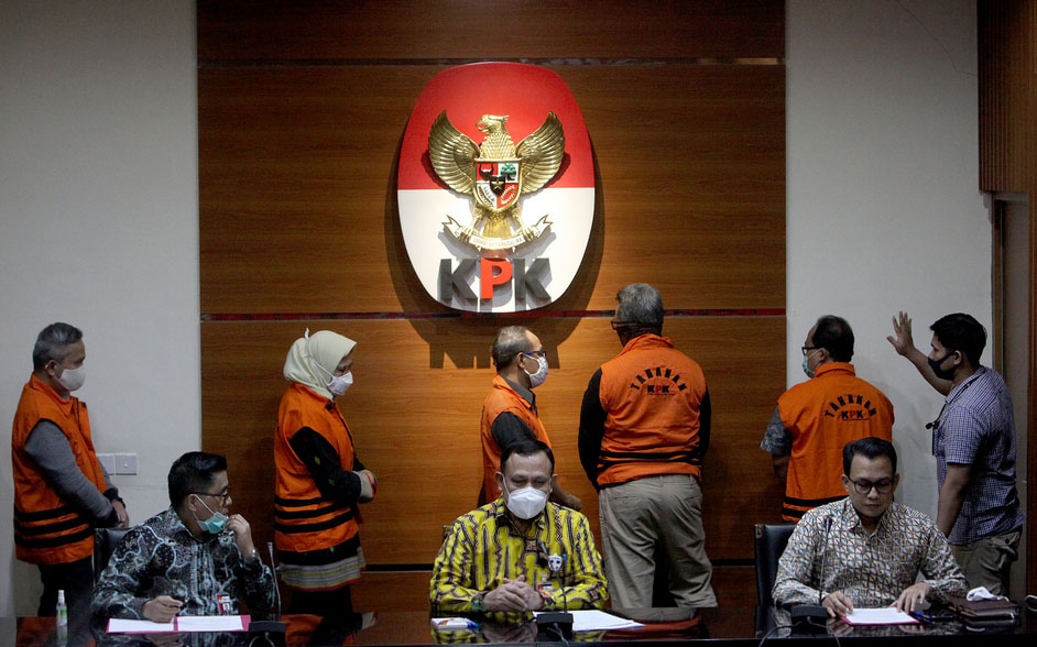 KPK Tahan Lima Tersangka Proyek Fiktif Waskita Karya