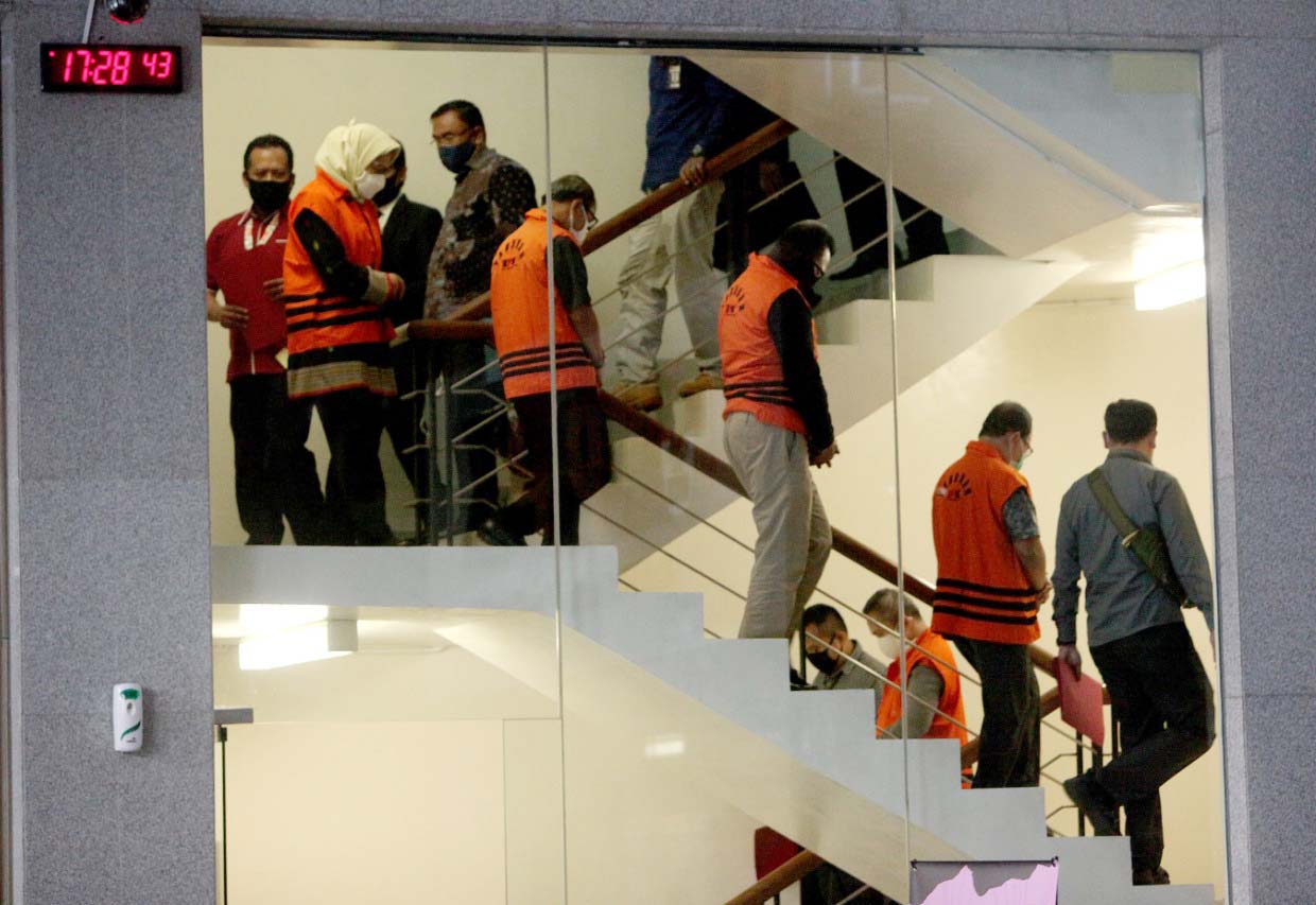 KPK Tahan Lima Tersangka Proyek Fiktif Waskita Karya