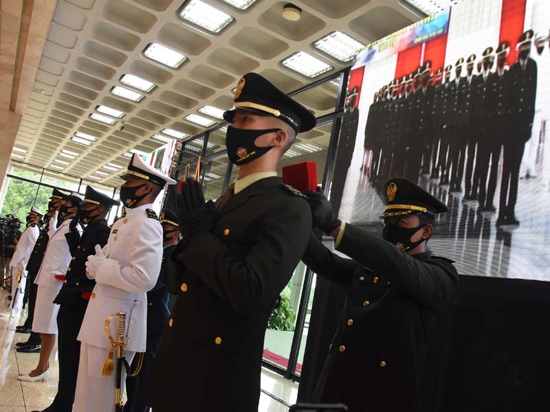 Pelantikan Perwira Prajurit Karier TNI