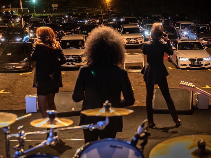 Konser Musik Drive In Semarang