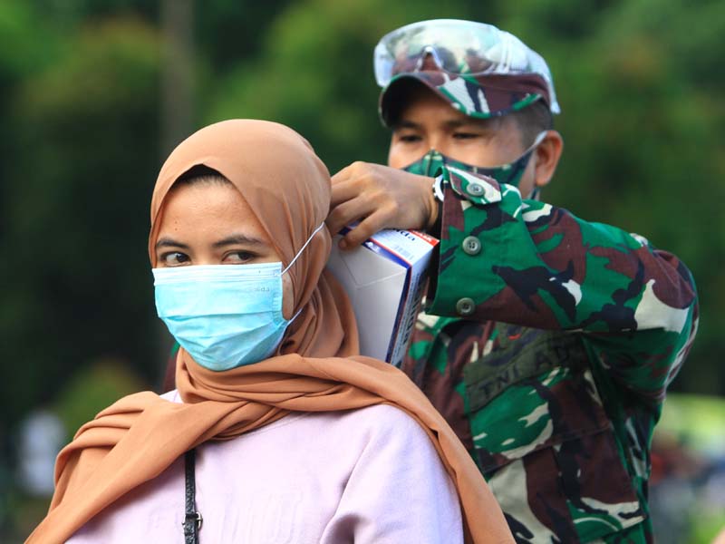 Razia dan Sosialisasi Kepatuhan Masker