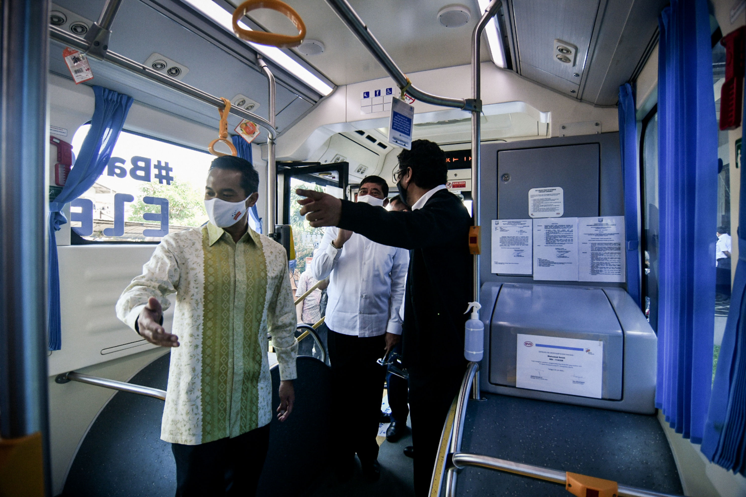  Uji Coba Bus Listrik