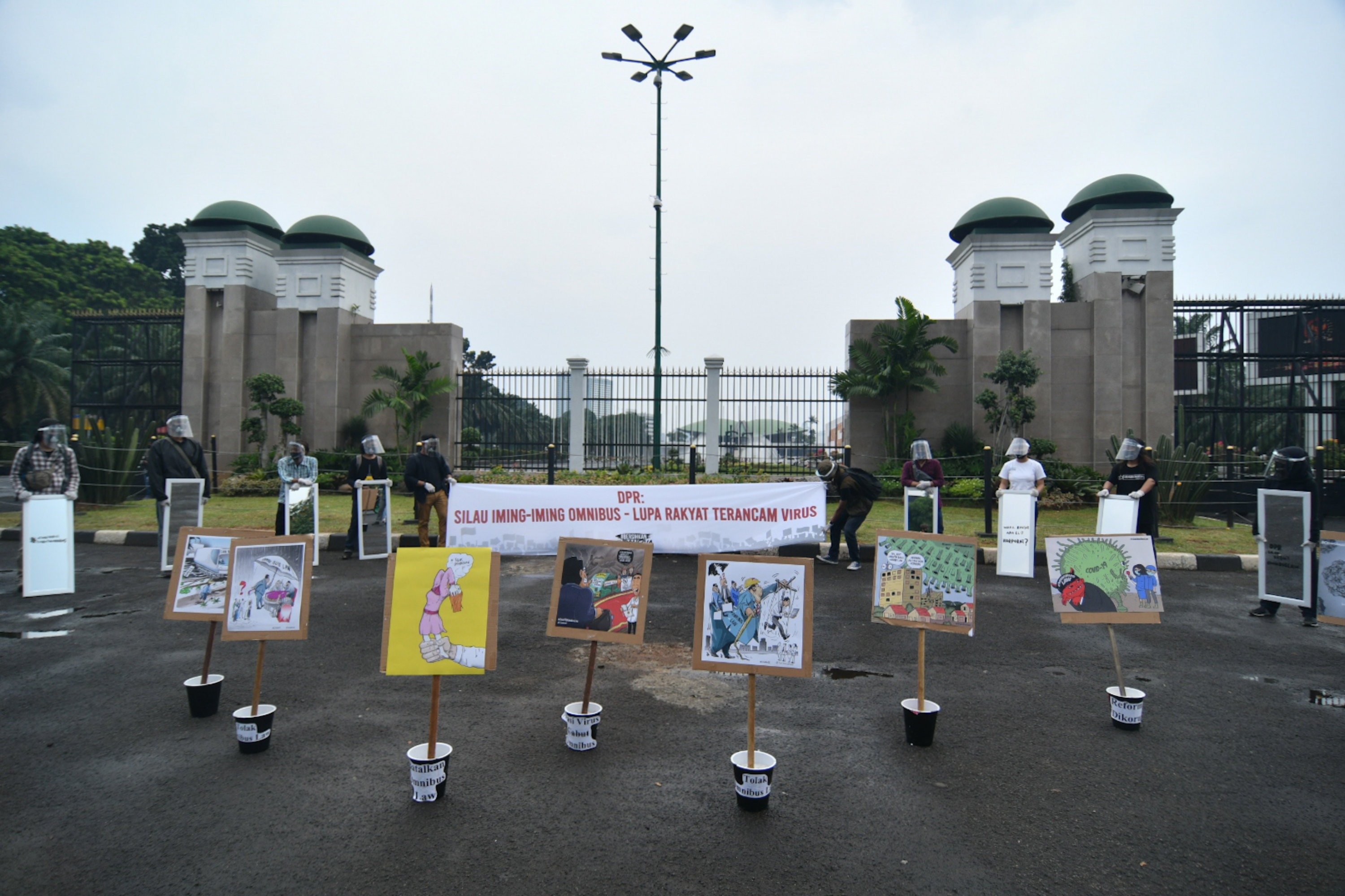 Aksi Menolak Omnibuslaw RUU Cipta Kerja