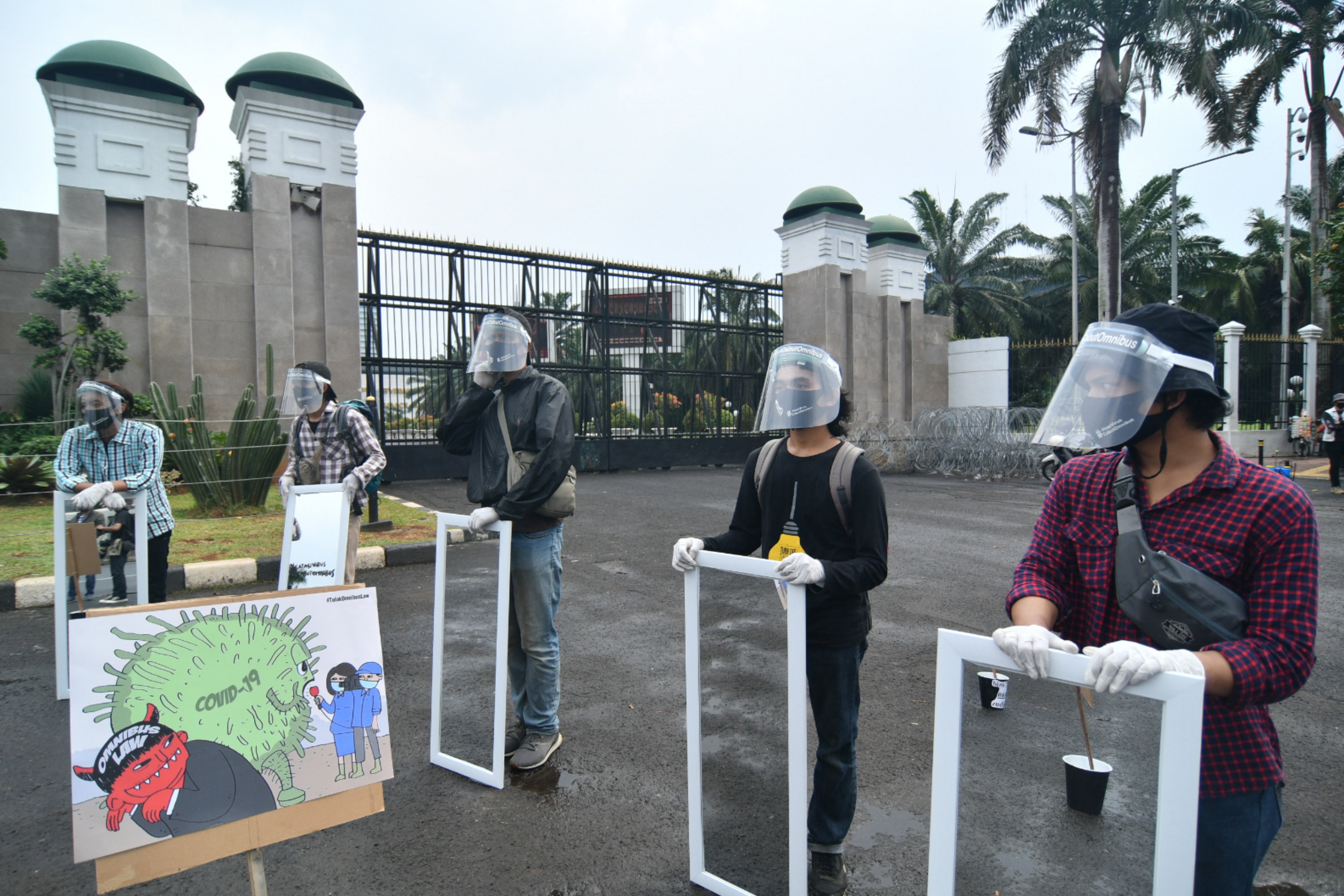 Aksi Menolak Omnibuslaw RUU Cipta Kerja