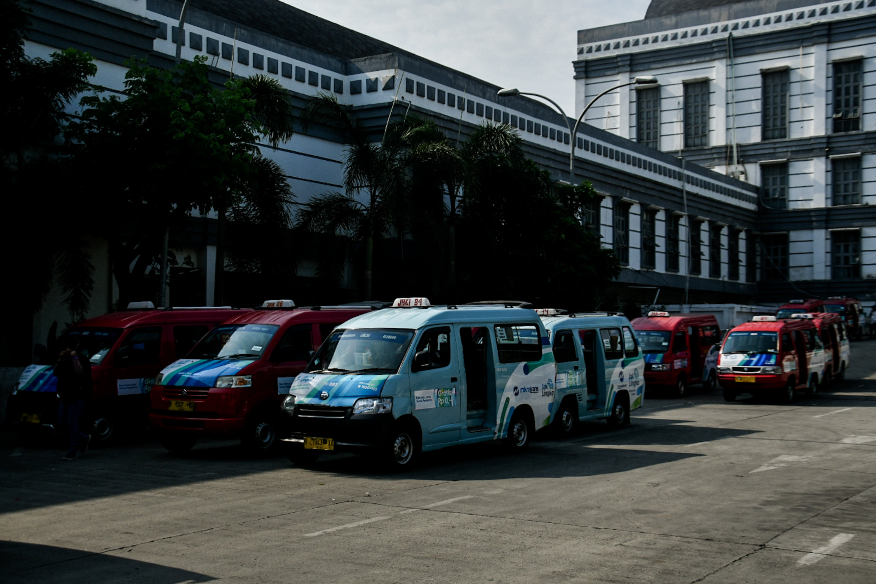 Revitalisasi Terminal Rawamangun