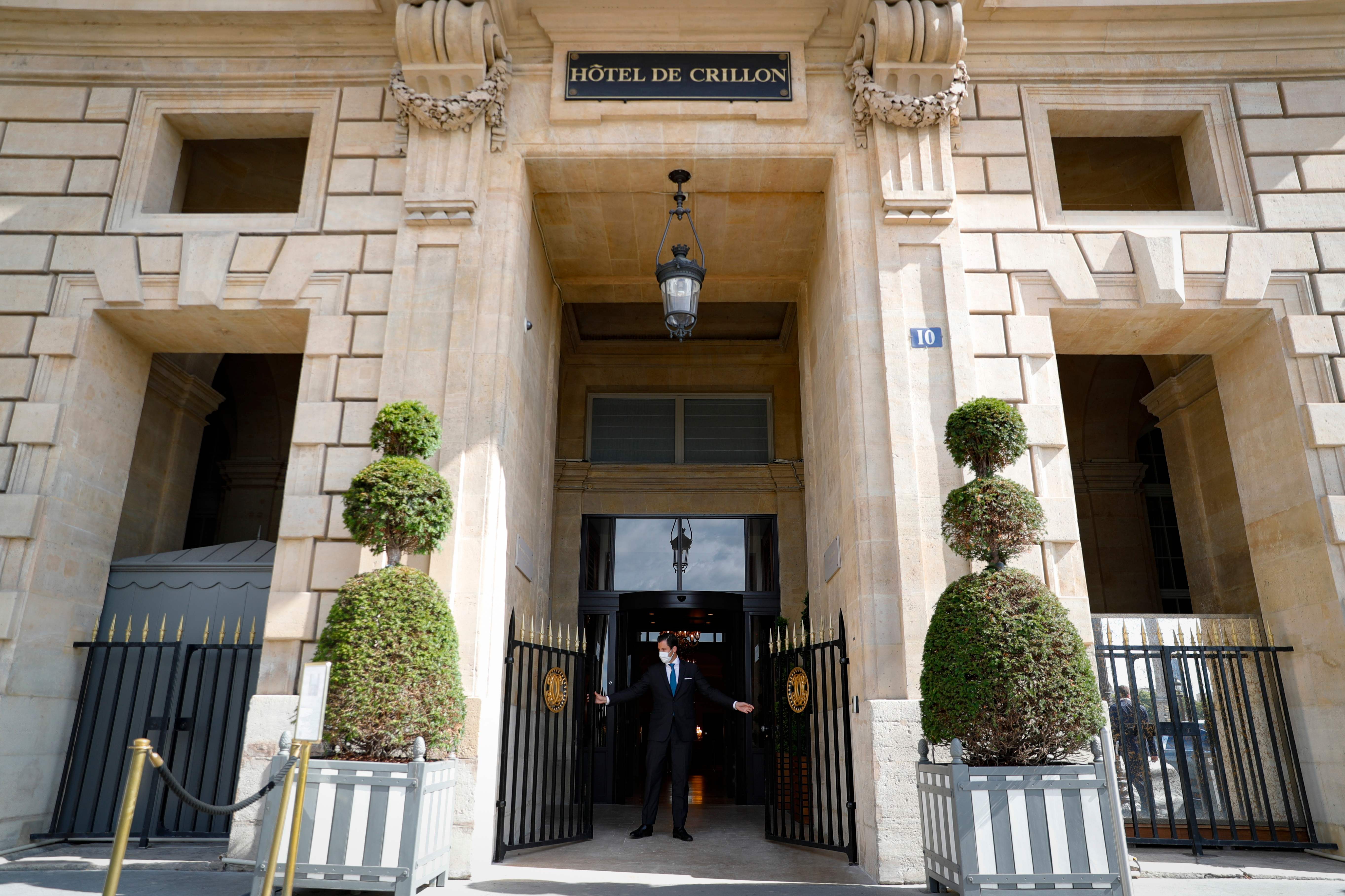 Tutup Tiga Bulan, Hotel Termahal di Paris Buka Kembali 