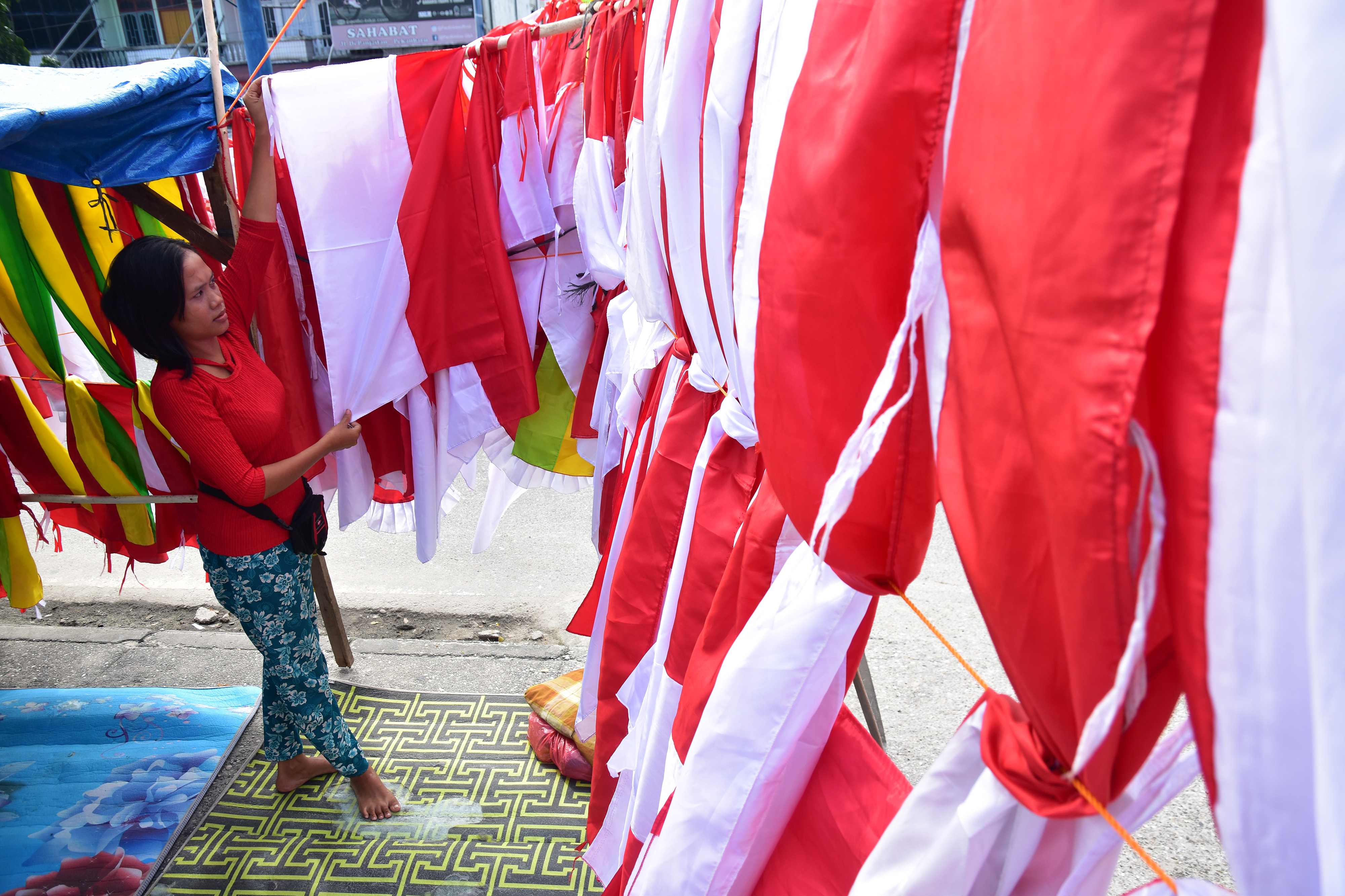 Penjual Bendera Musiman