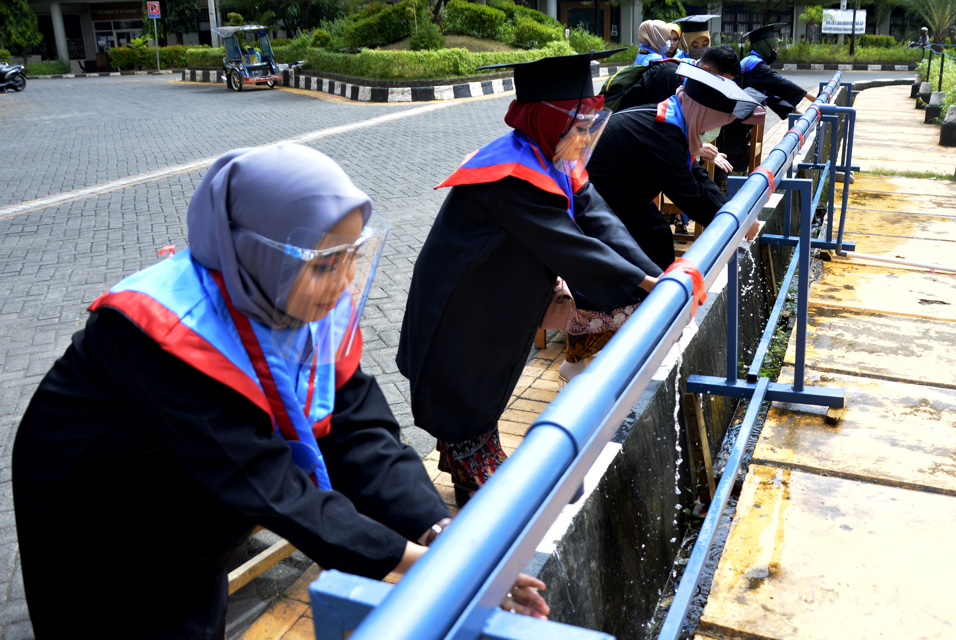 Wisuda Menerapkan Protokol Kesehatan