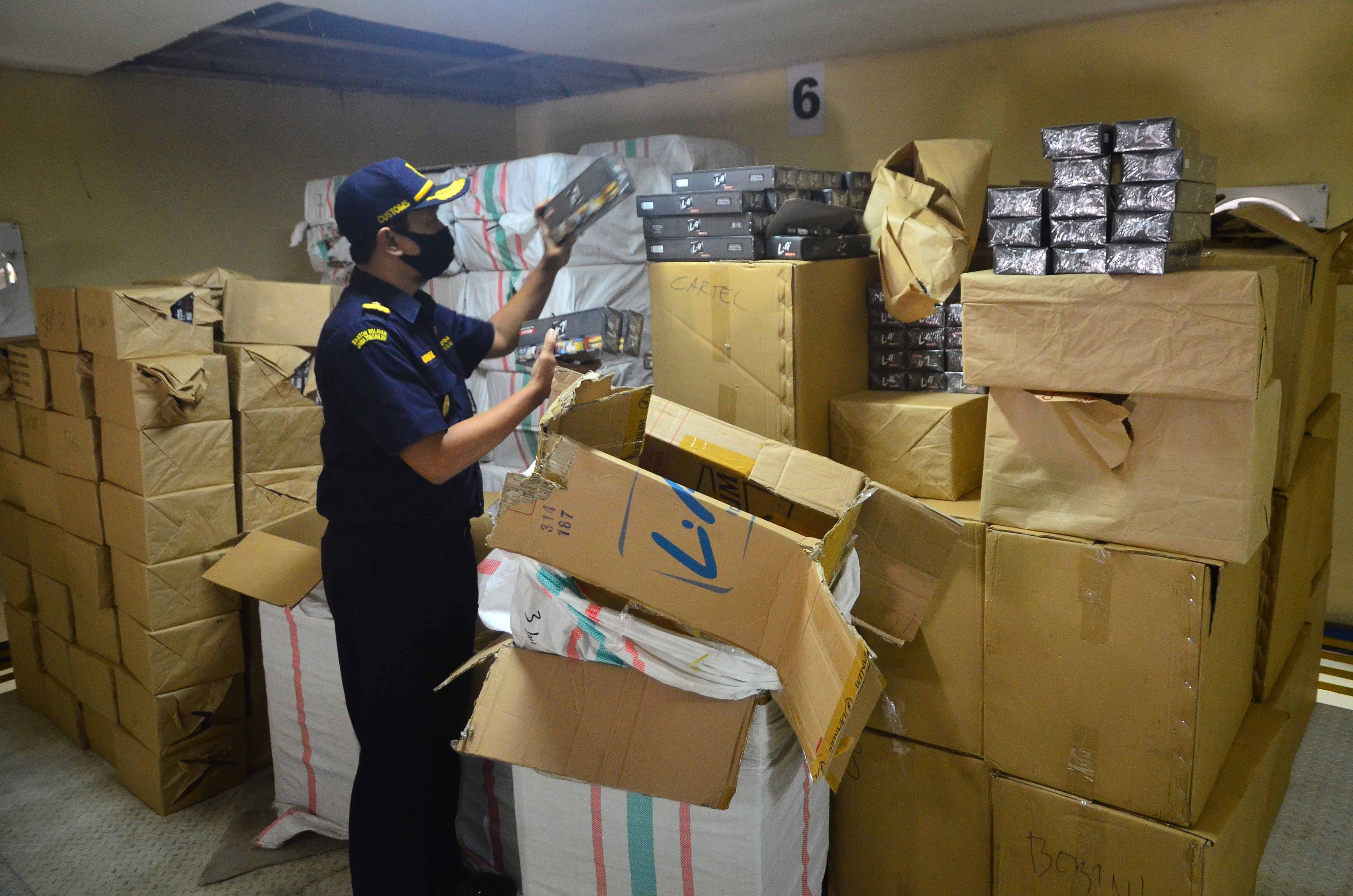 Rokok Ilegal di Kudus