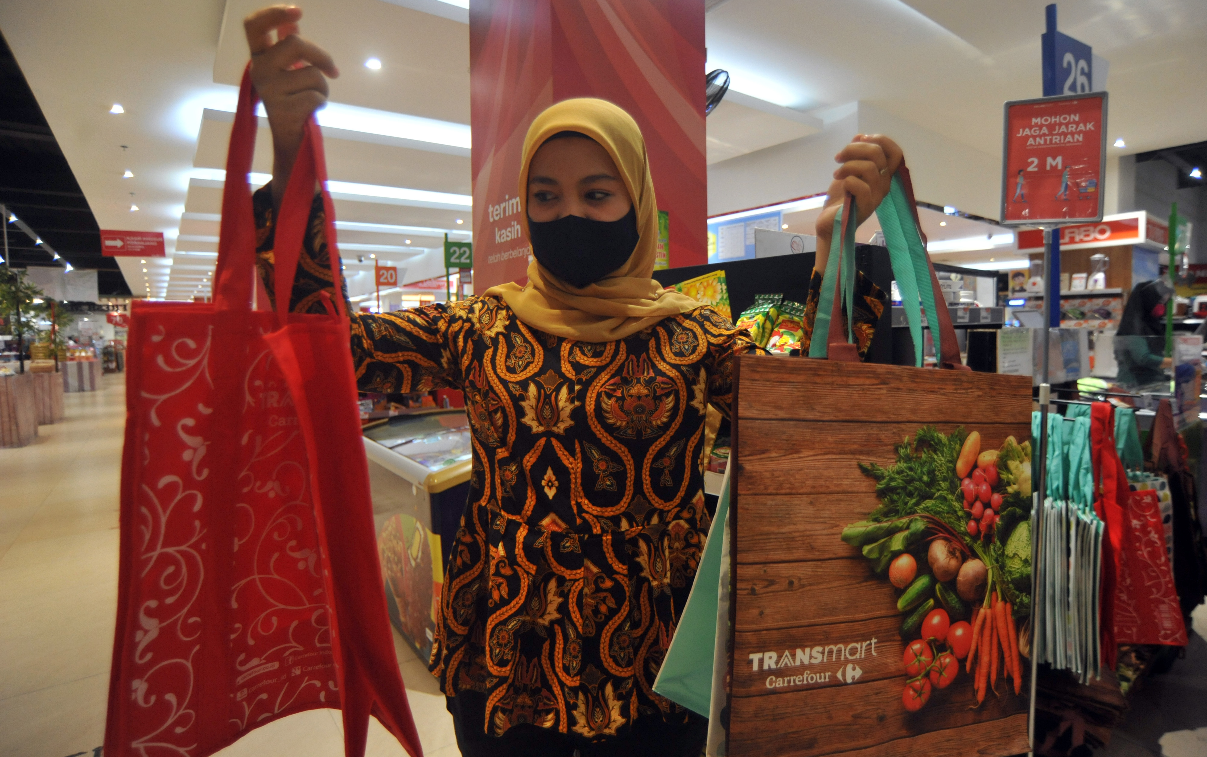 Pengurangan Penggunaan Kantong Belanja Plastik