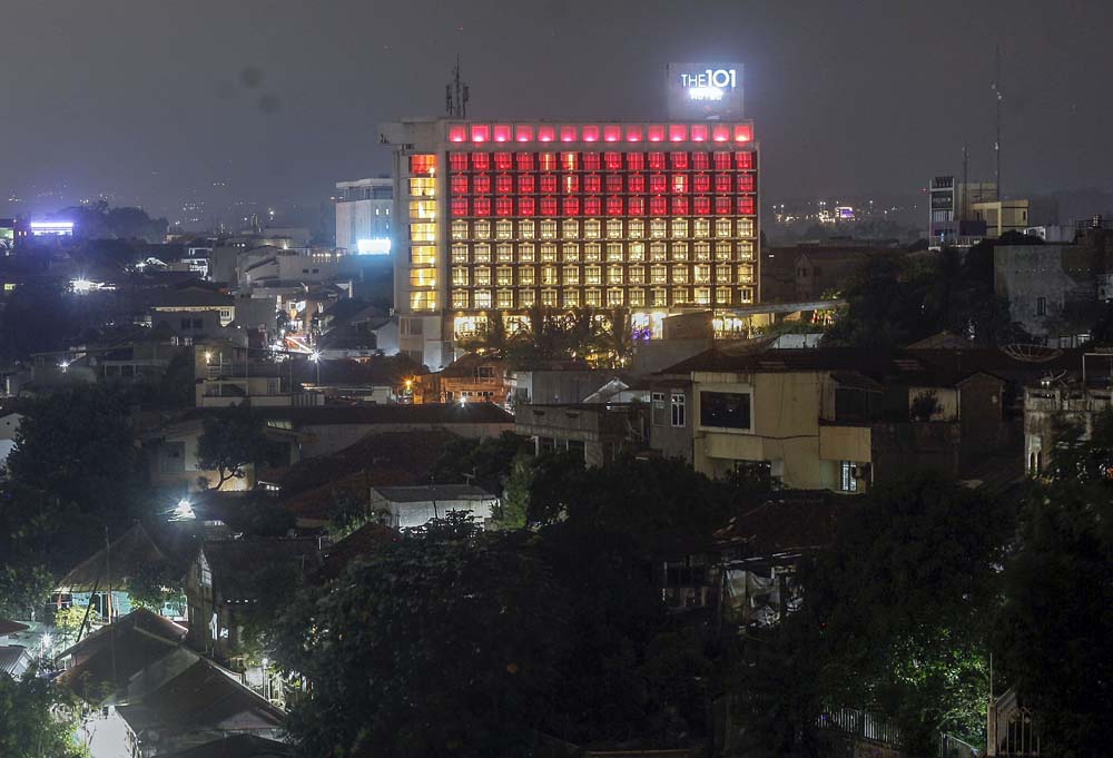 Hotel Bertema Merah Putih