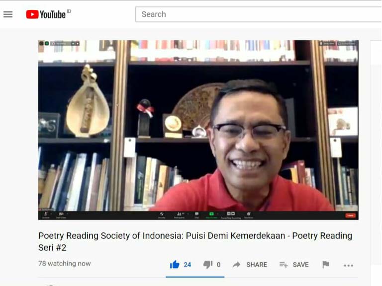 Saleh Husin Bacakan Puisi Karya Taufik Ismail 