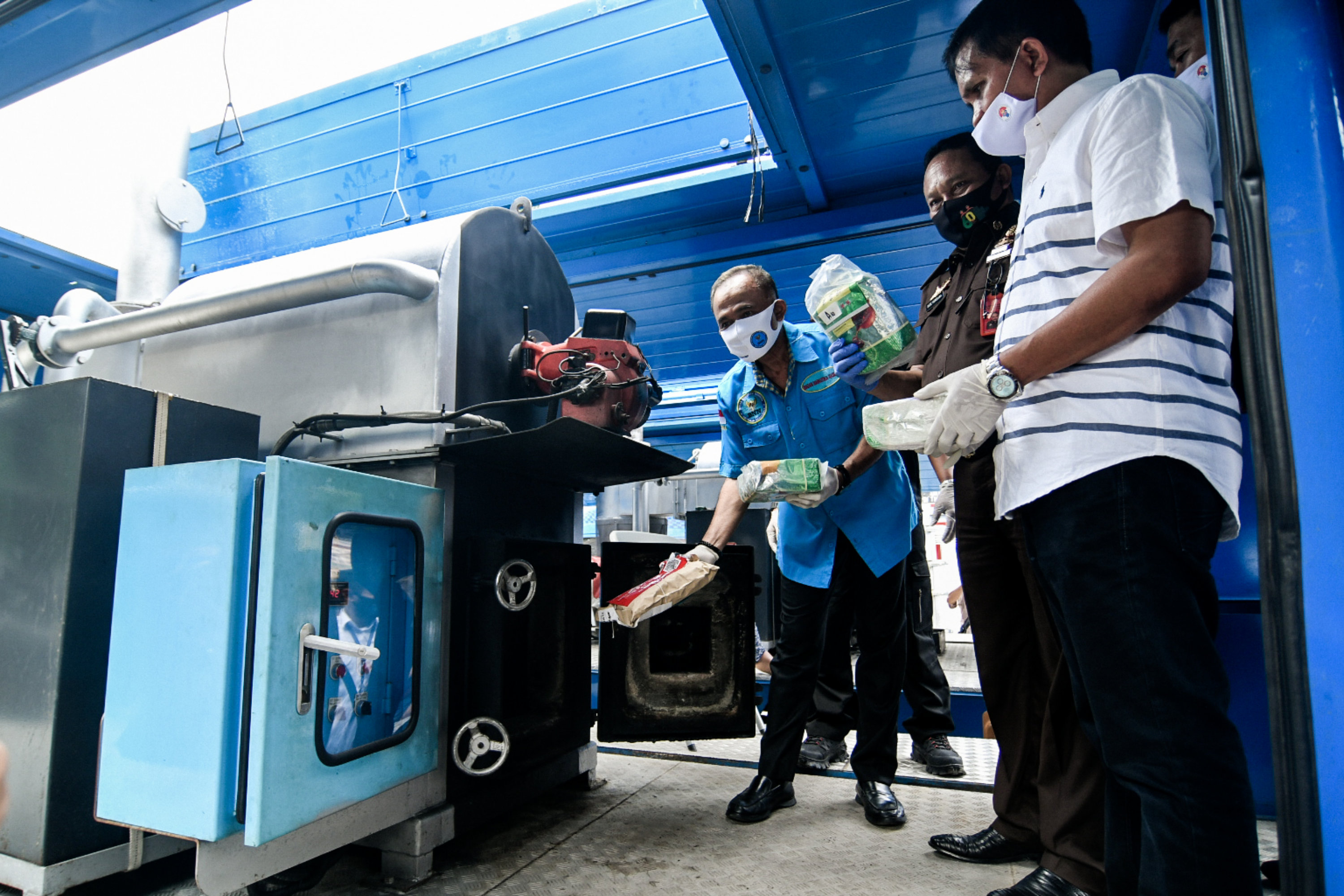 Pemusnahan Narkotika Sabu dan Ganja