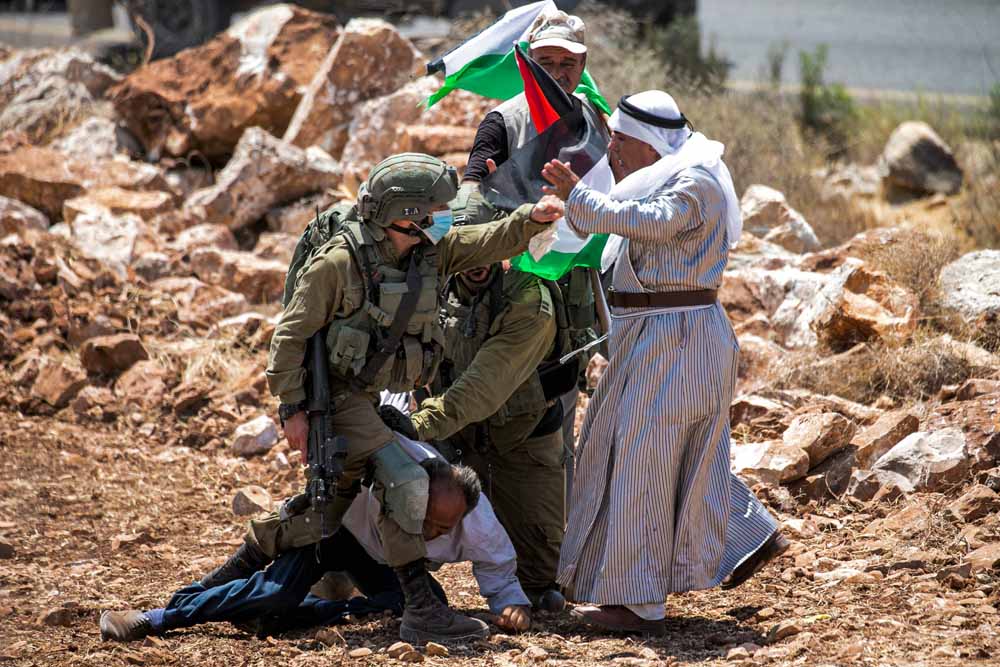 Tolak Aneksasi Israel, Puluhan Warga Palestina Ditangkapi