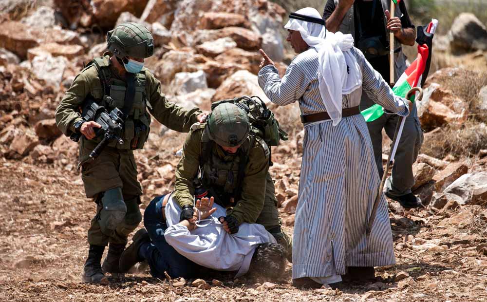 Tolak Aneksasi Israel, Puluhan Warga Palestina Ditangkapi