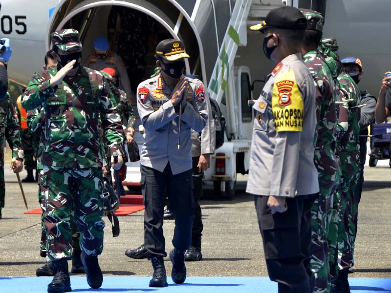 Panglima TNI dan Kapolri Tanggapi Penyerangan Polsek Ciracas