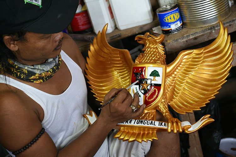 Permintaan Patung Garuda Pancasila Meningkat