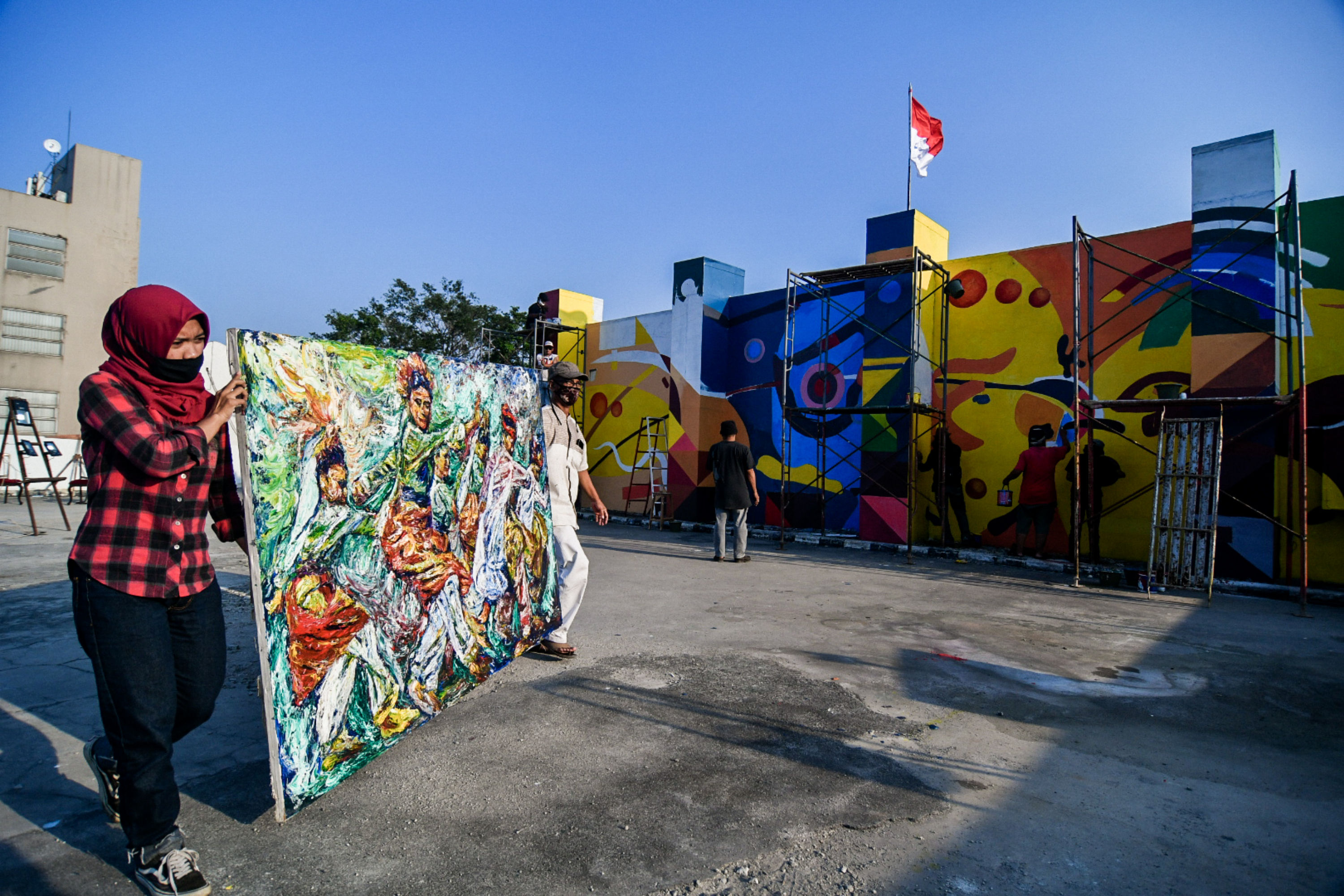 Pembuatan Mural Peringatan HUT Ke-75 RI